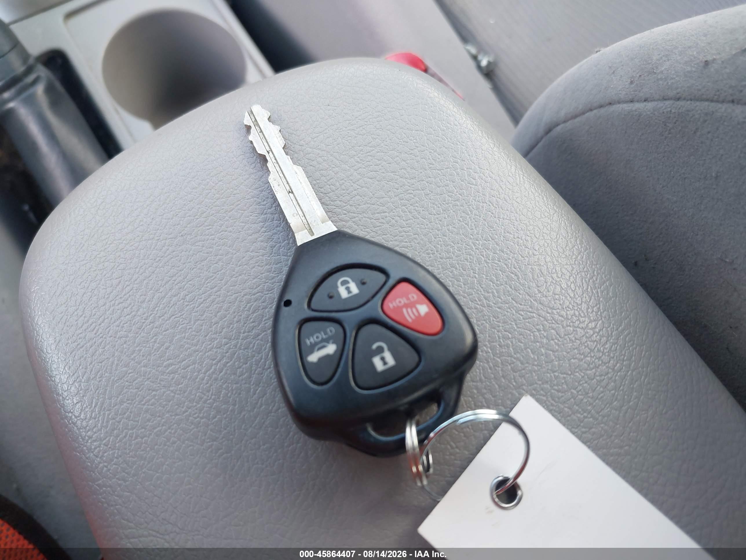 2013 Toyota Corolla Le Gray vin: JTDBU4EE0DJ117795
