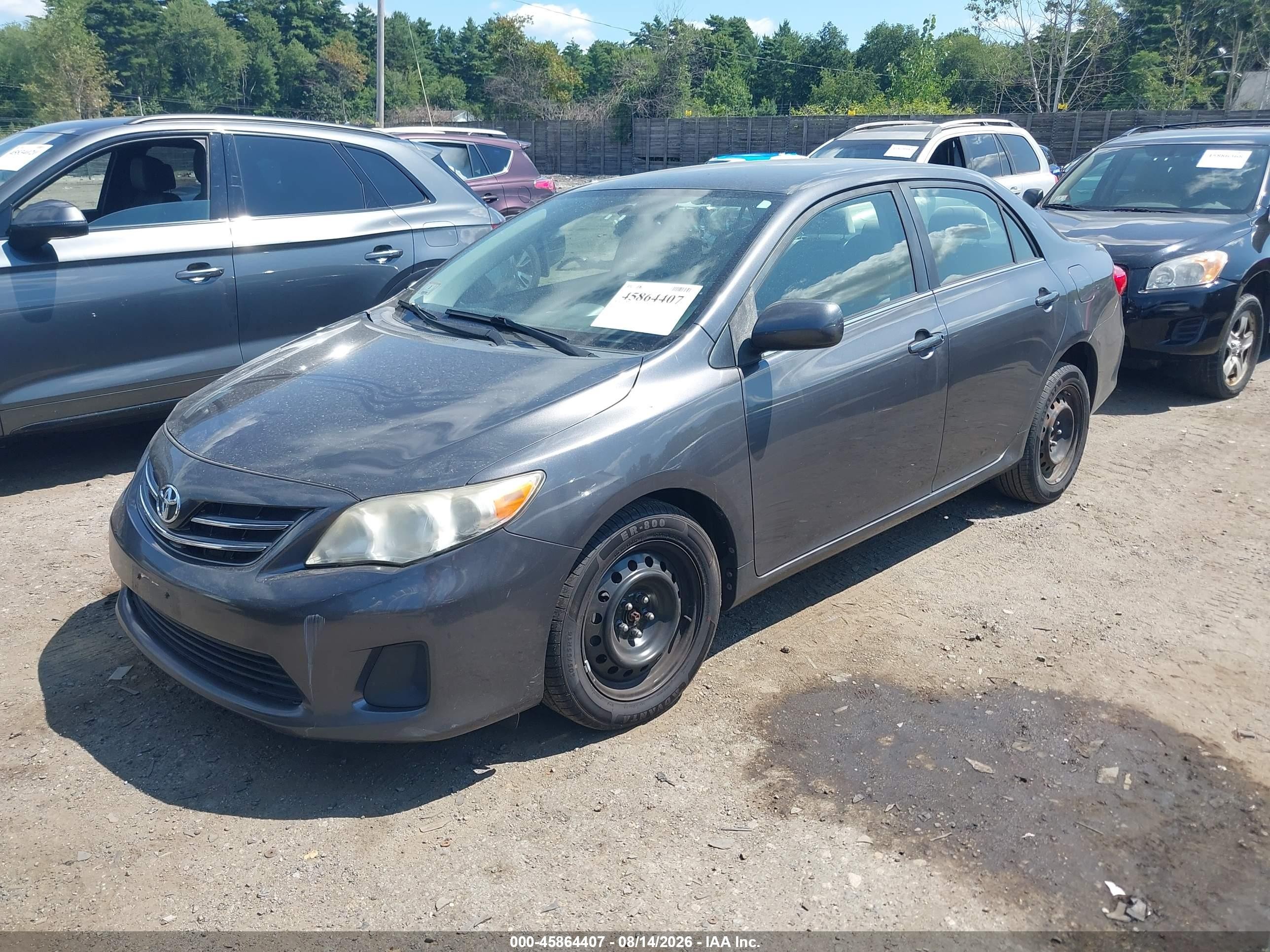 2013 Toyota Corolla Le Gray vin: JTDBU4EE0DJ117795
