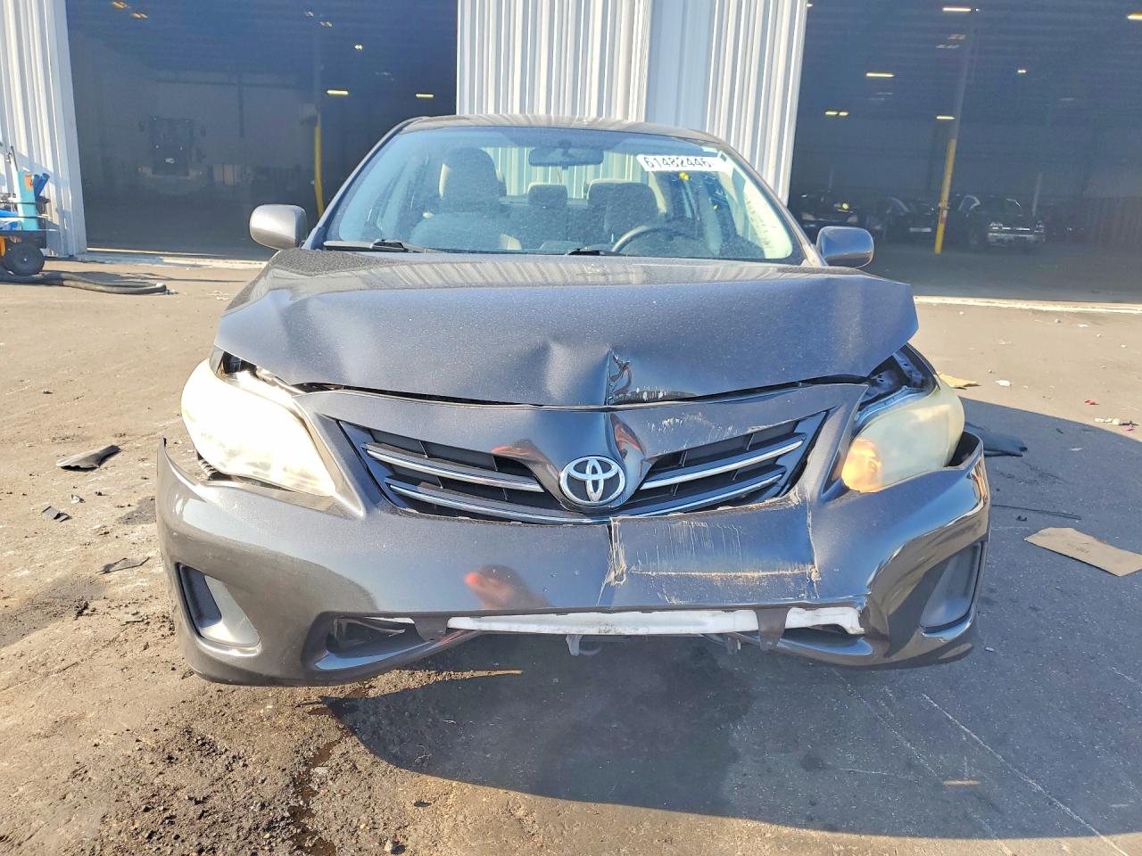 2013 Toyota Corolla Le Gray vin: JTDBU4EE0DJ120938