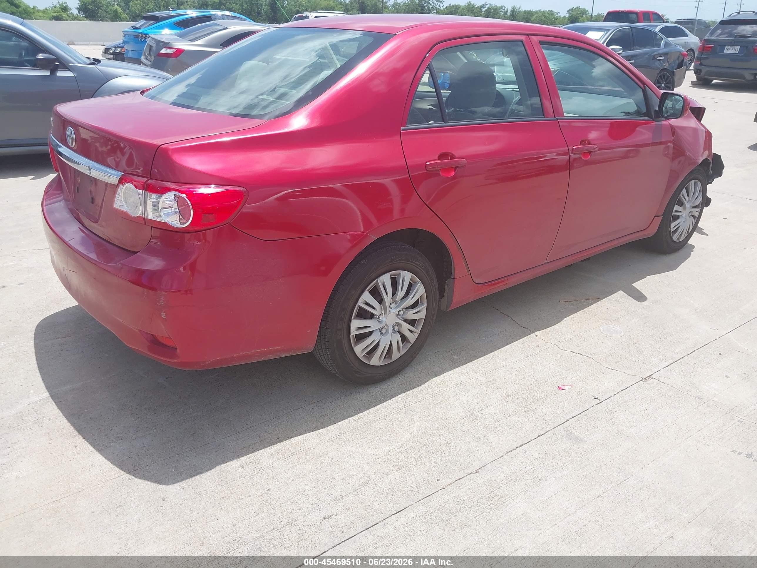 2013 Toyota Corolla L Red vin: JTDBU4EE0DJ123080