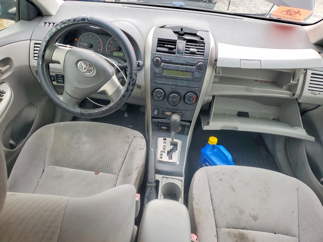 2010 Toyota Corolla Le Black vin: JTDBU4EE1A9108651