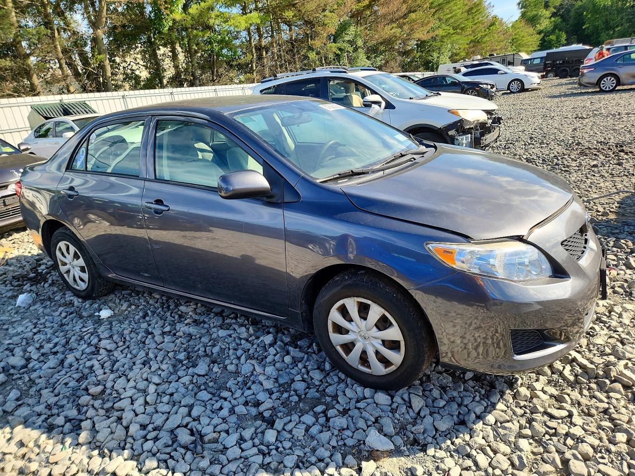 2010 Toyota Corolla Le Gray vin: JTDBU4EE1AJ058560