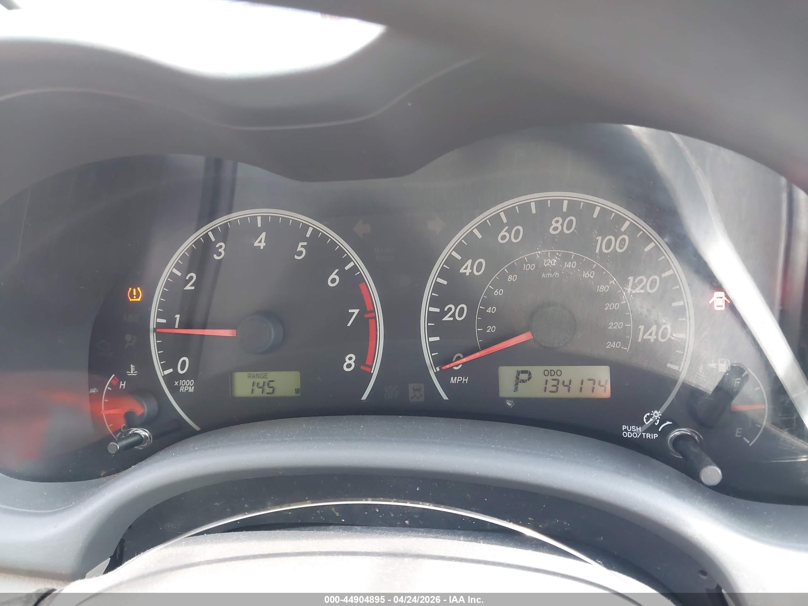 2010 Toyota Corolla Le Silver vin: JTDBU4EE1AJ067923