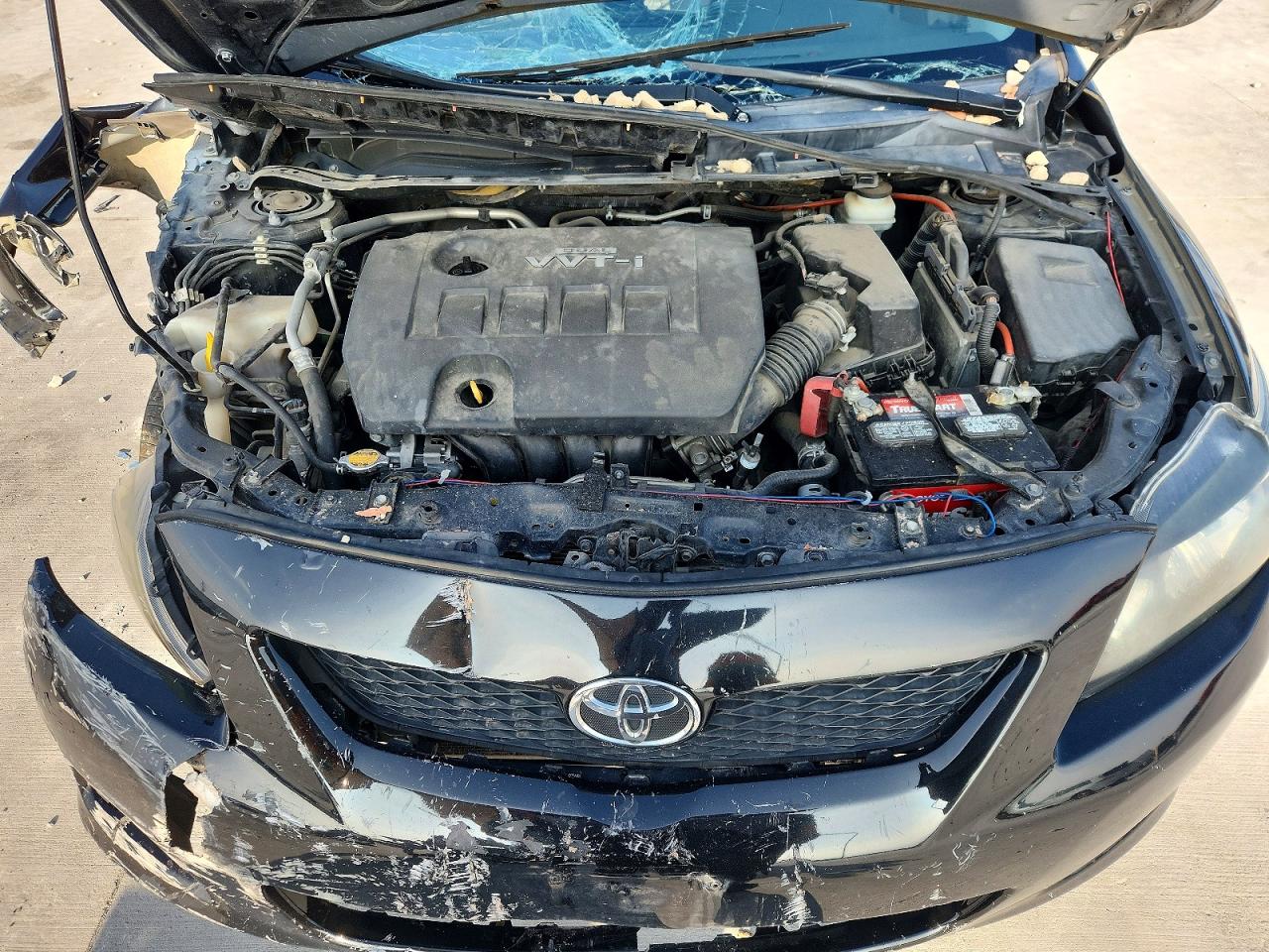 2010 Toyota Corolla Le Black vin: JTDBU4EE1AJ075682