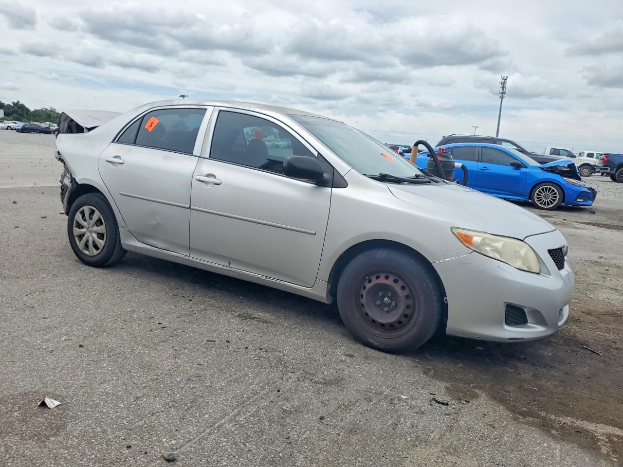 2010 Toyota Corolla Le Silver vin: JTDBU4EE1AJ077822
