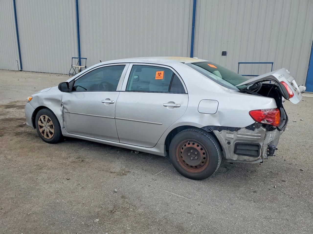 2010 Toyota Corolla Le Silver vin: JTDBU4EE1AJ077822