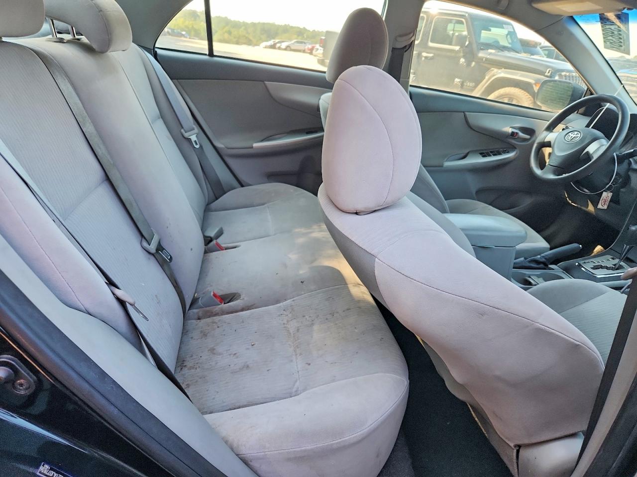 2010 Toyota Corolla Le Black vin: JTDBU4EE1AJ077836