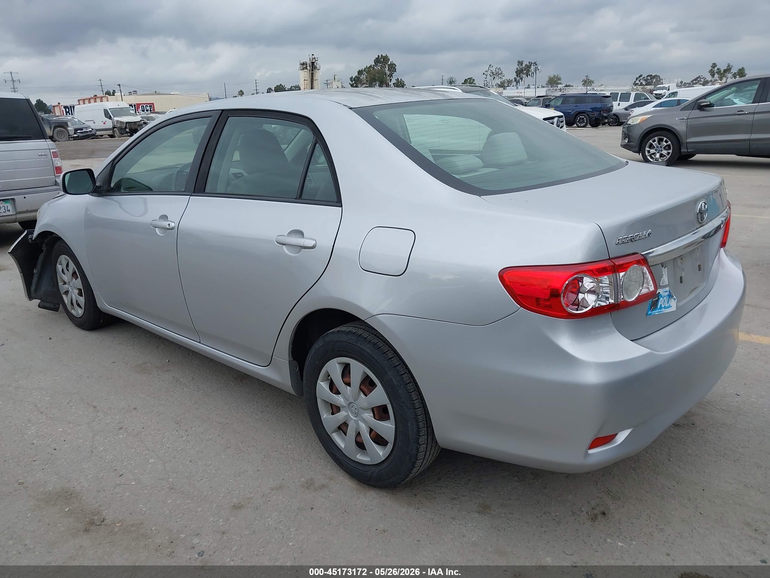 2011 Toyota Corolla Le Silver vin: JTDBU4EE1B9129534