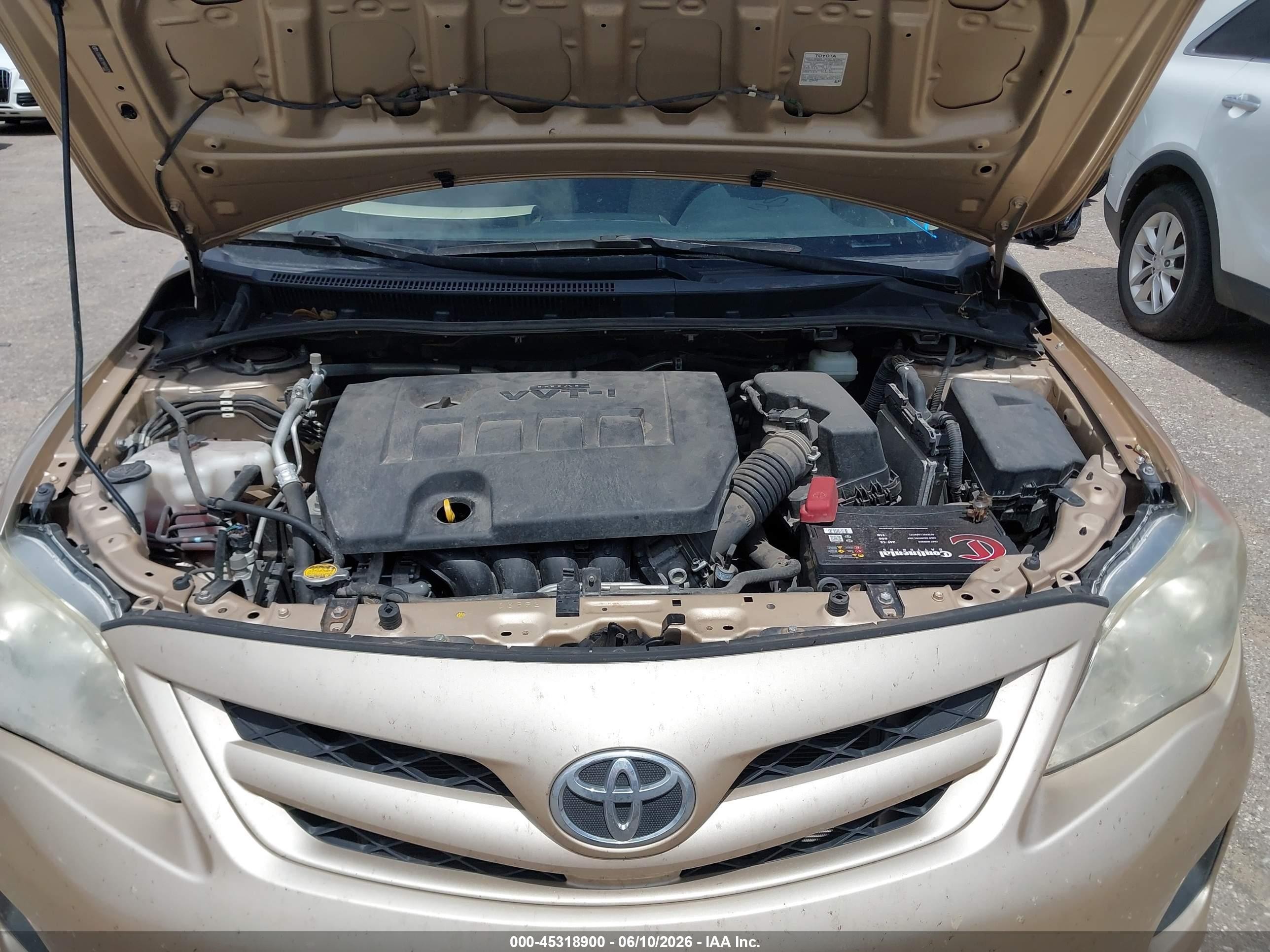 2011 Toyota Corolla Le Gold vin: JTDBU4EE1B9141375