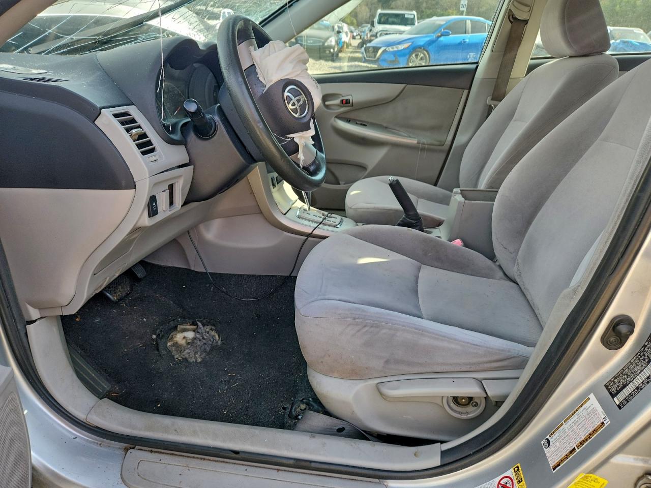 2011 Toyota Corolla Base Silver vin: JTDBU4EE1B9149301