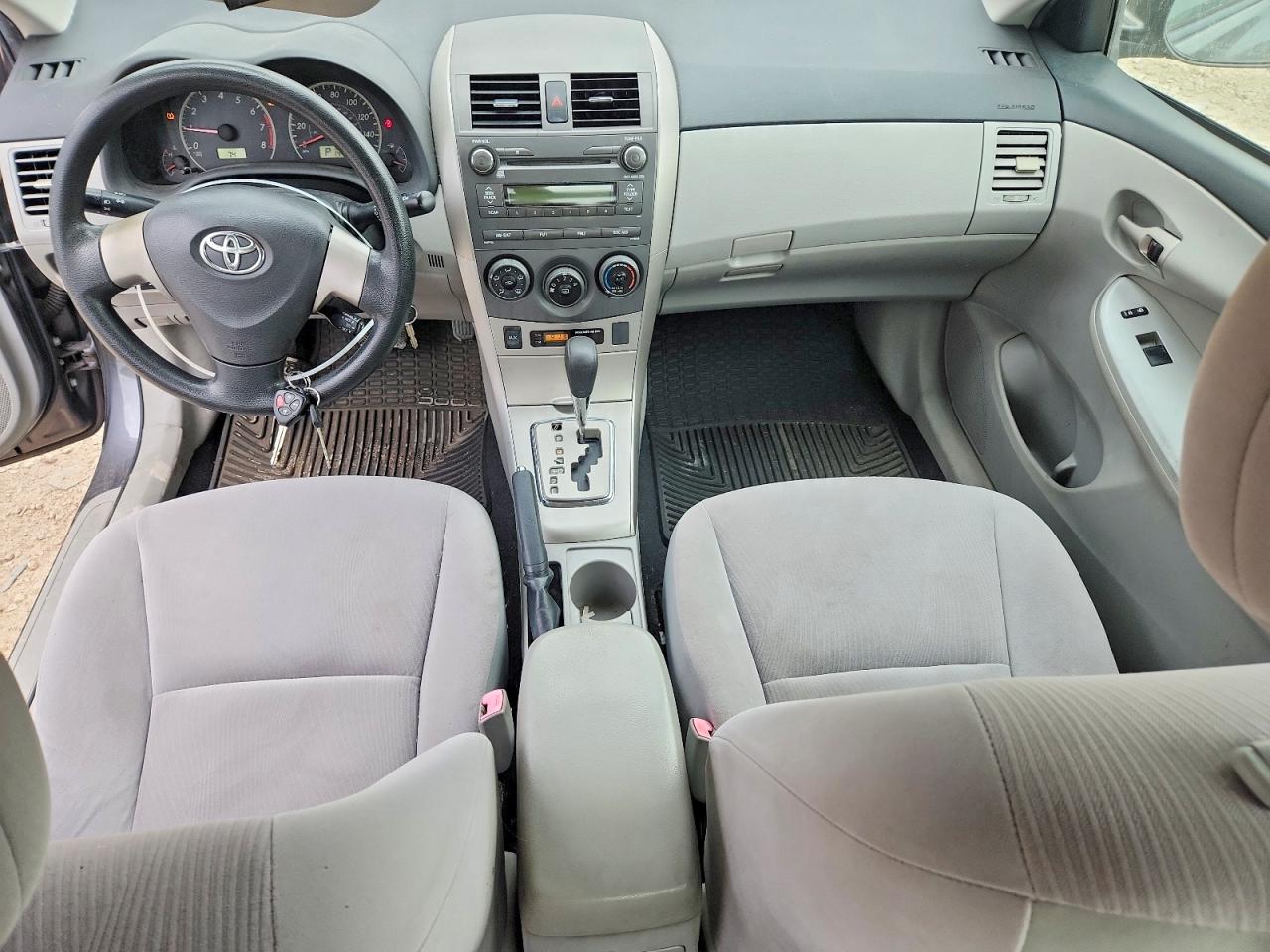 2011 Toyota Corolla Le Gray vin: JTDBU4EE1BJ092127