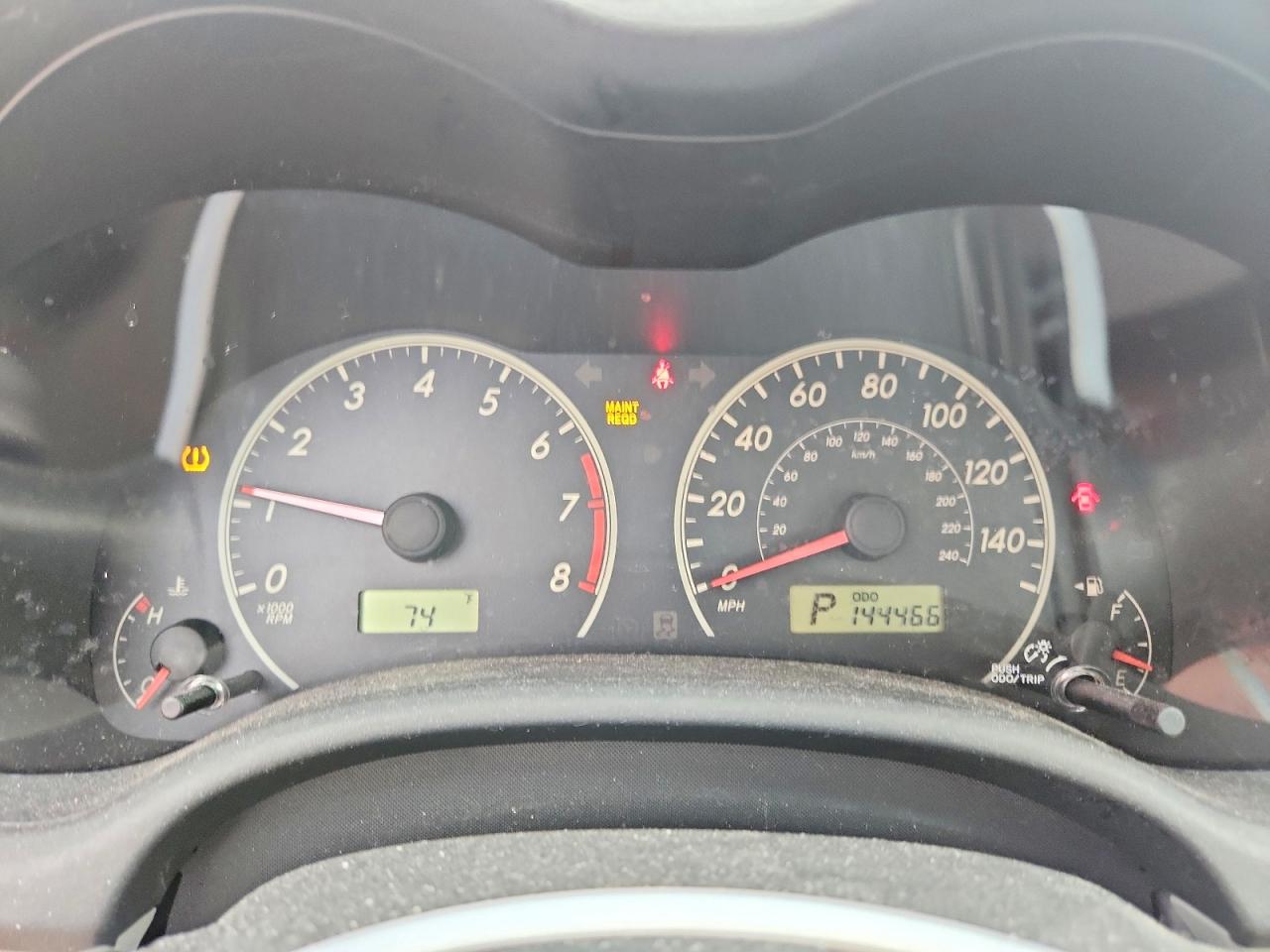 2011 Toyota Corolla Le Gray vin: JTDBU4EE1BJ092127