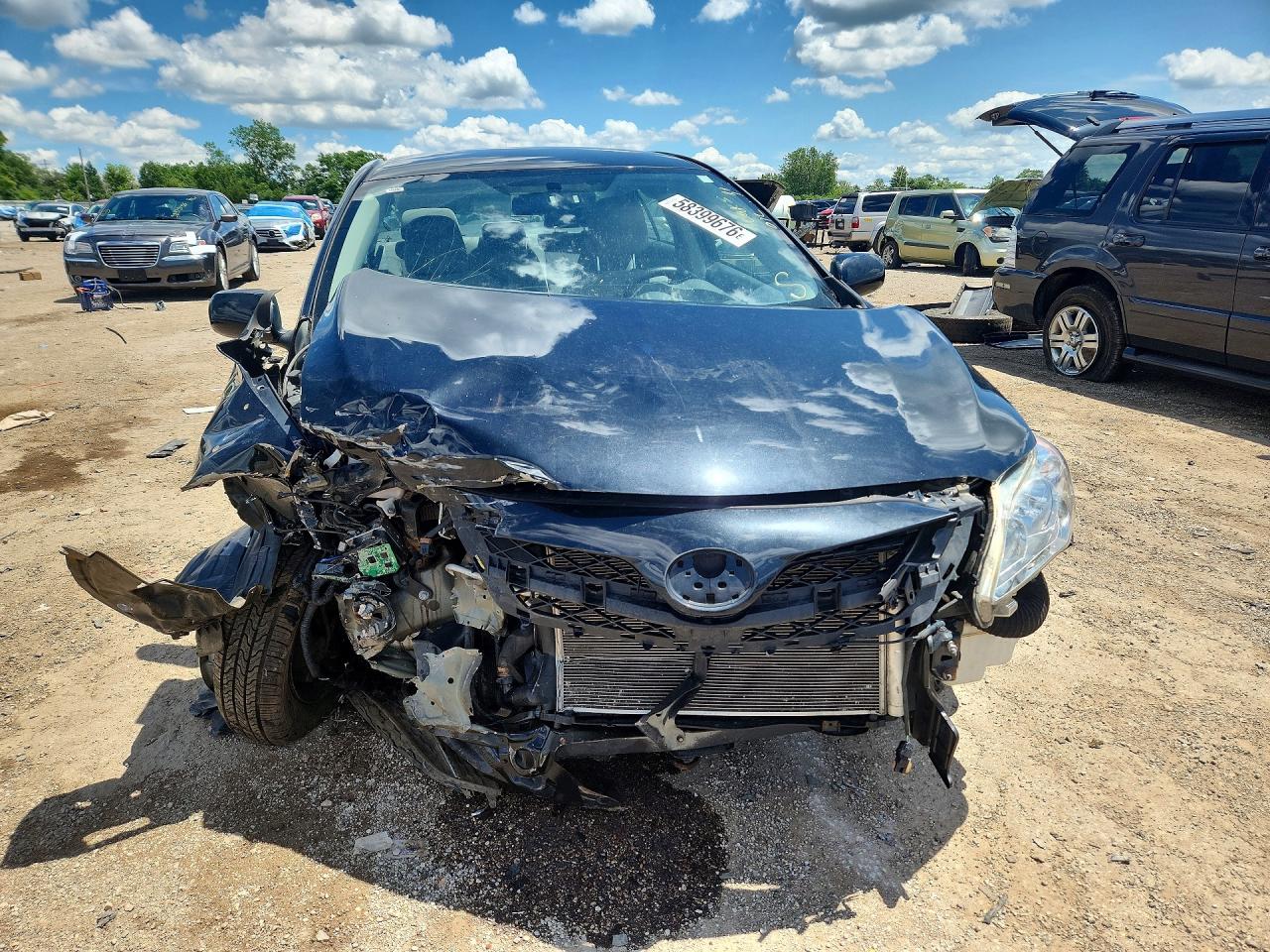 2011 Toyota Corolla Le Charcoal vin: JTDBU4EE1BJ103112
