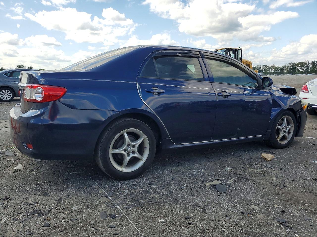 2012 Toyota Corolla L Blue vin: JTDBU4EE1C9177519
