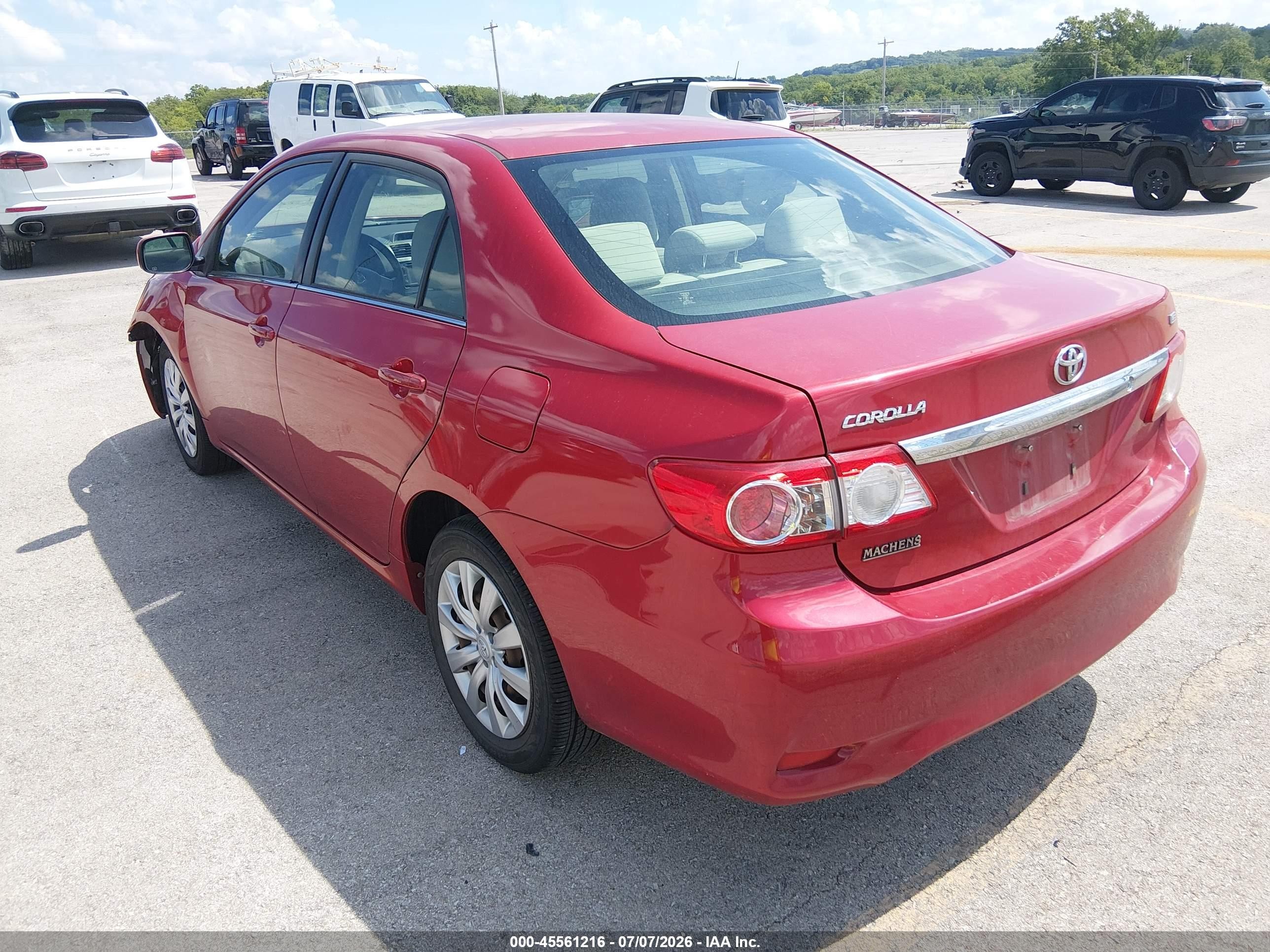 2013 Toyota Corolla Le Maroon vin: JTDBU4EE1DJ114310