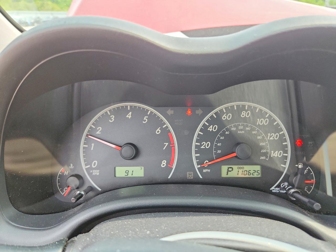 2013 Toyota Corolla Le Red vin: JTDBU4EE1DJ119295