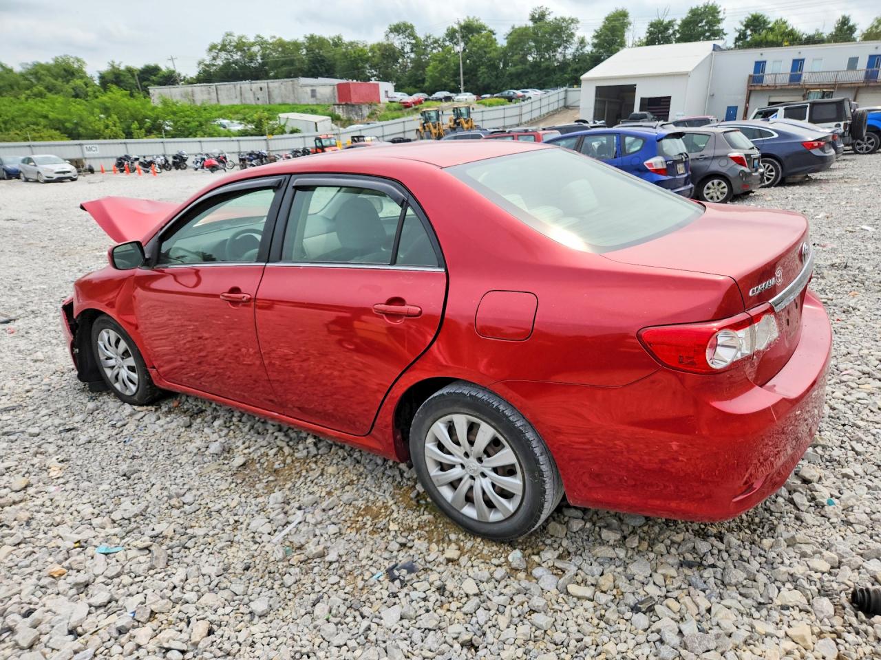 2013 Toyota Corolla Le Red vin: JTDBU4EE1DJ119295