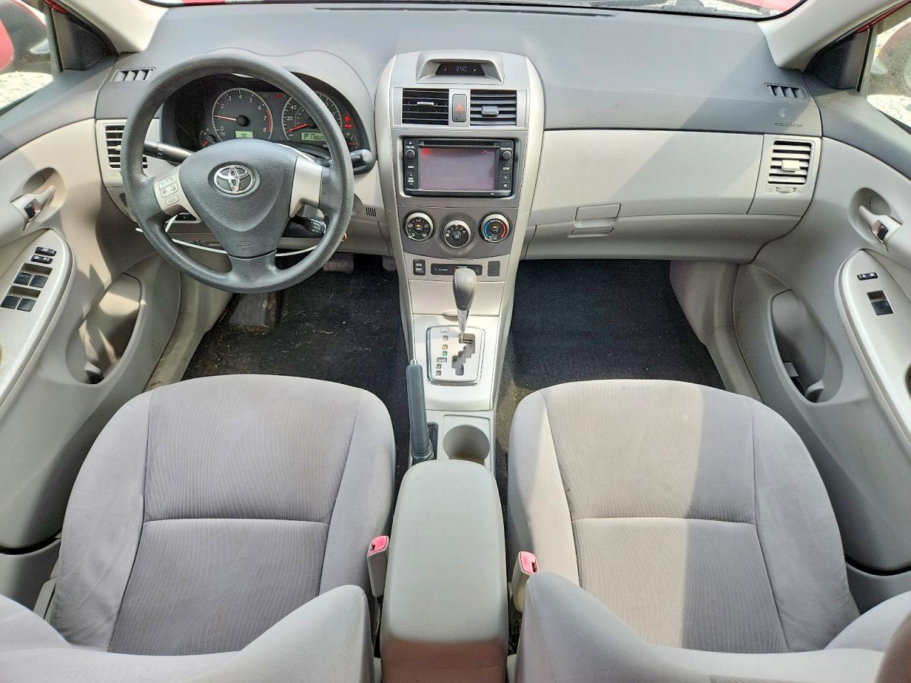 2013 Toyota Corolla Le Red vin: JTDBU4EE1DJ119295