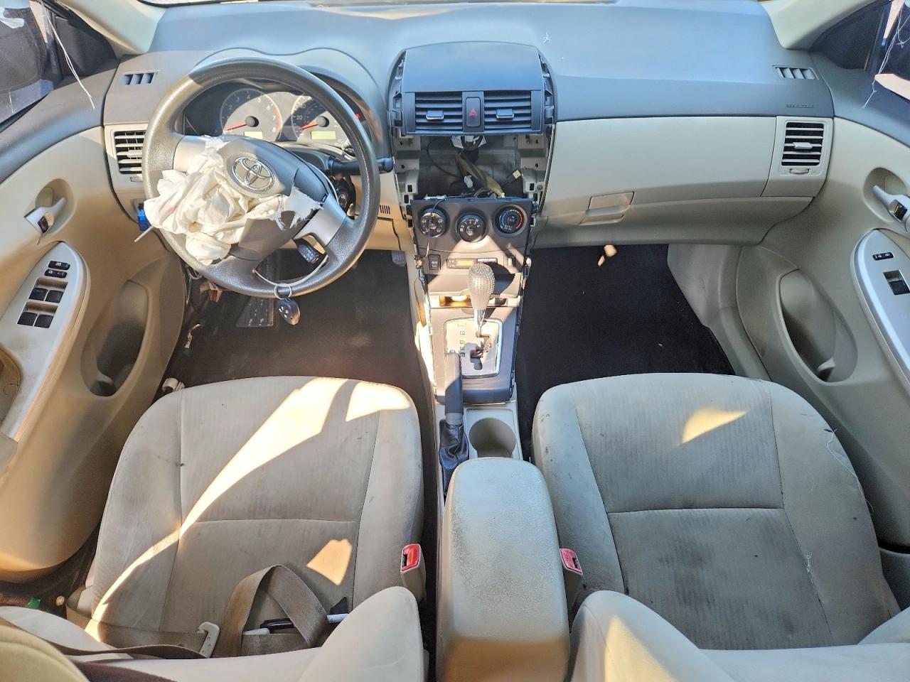 2010 Toyota Corolla Le Gray vin: JTDBU4EE2A9107203