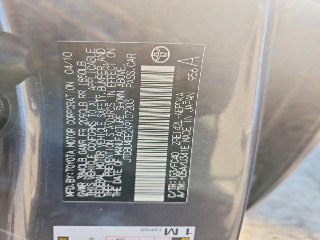 2010 Toyota Corolla Le Gray vin: JTDBU4EE2A9107203