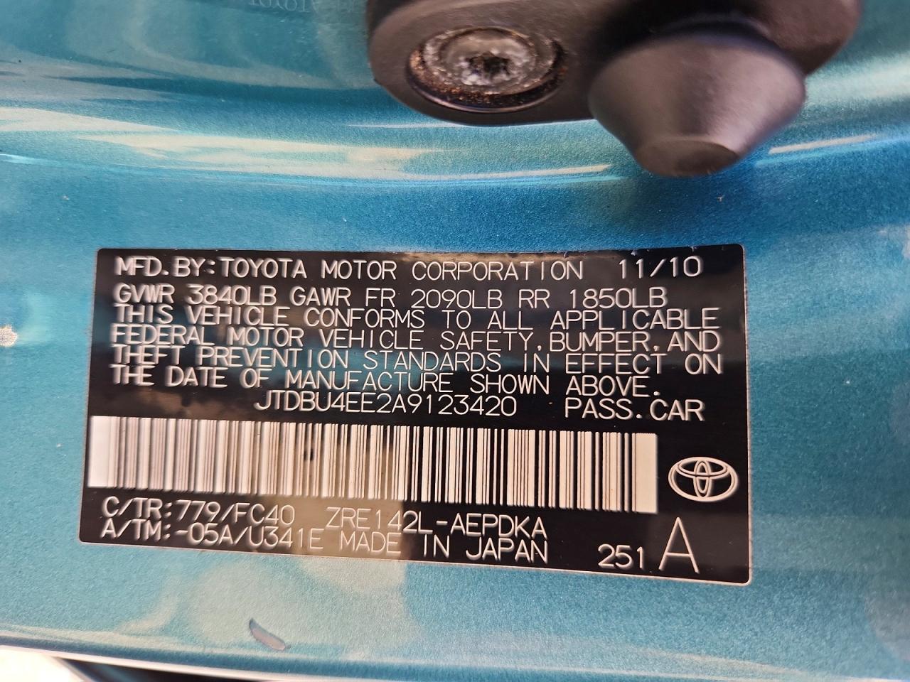 2010 Toyota Corolla Le Blue vin: JTDBU4EE2A9123420