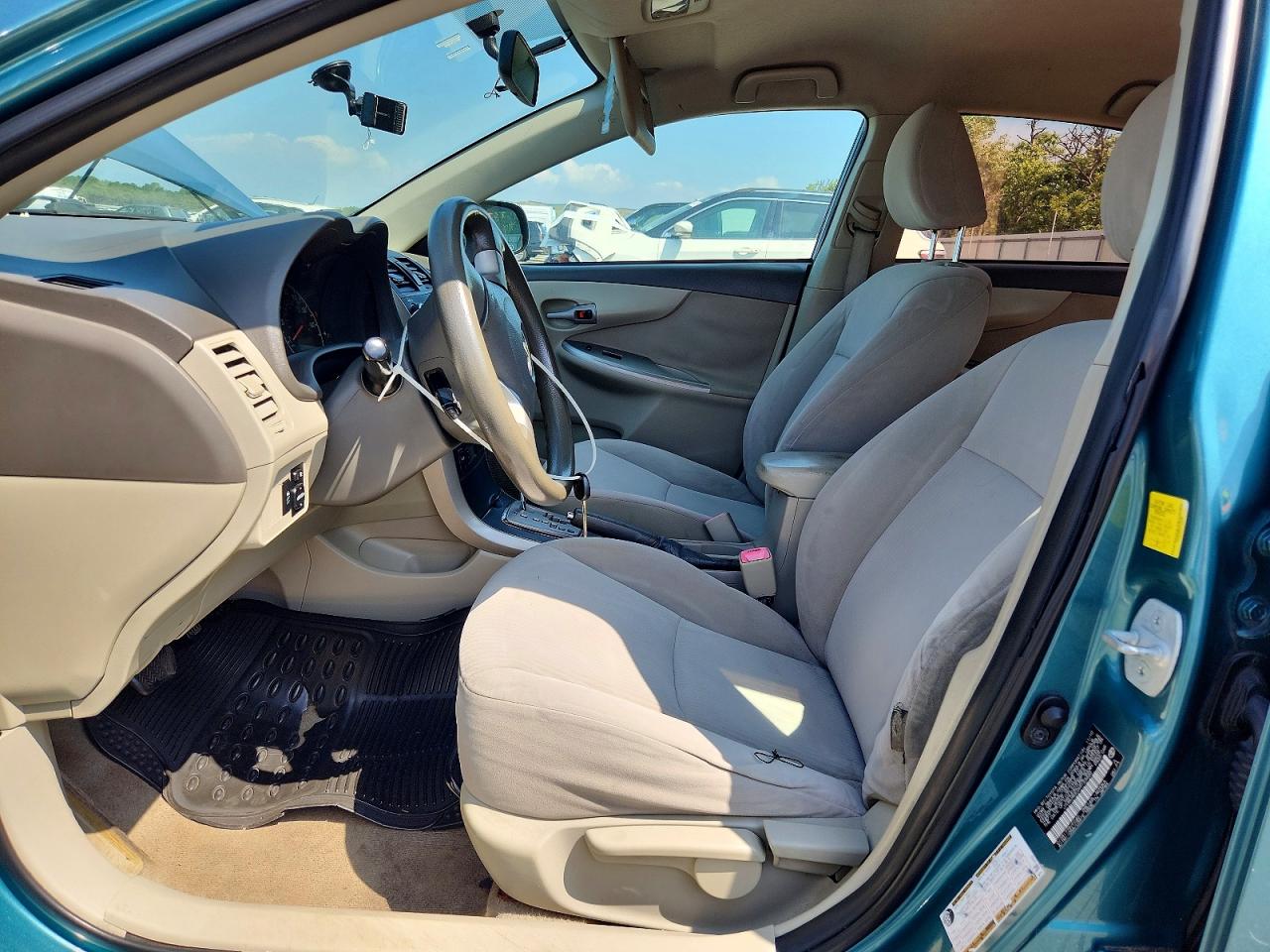 2010 Toyota Corolla Le Blue vin: JTDBU4EE2A9123420