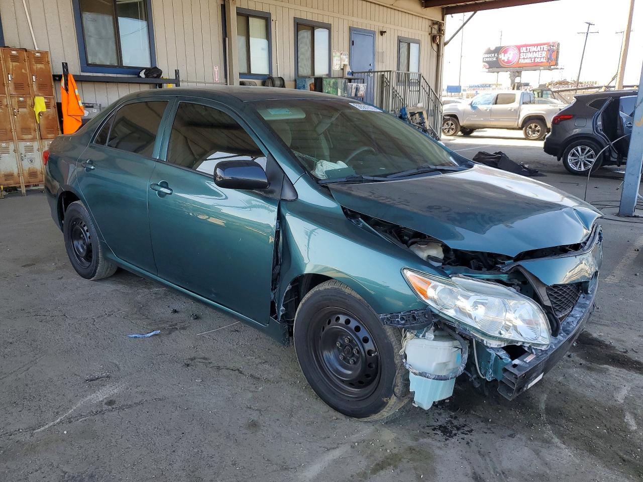 2010 Toyota Corolla Le Green vin: JTDBU4EE2AJ055277