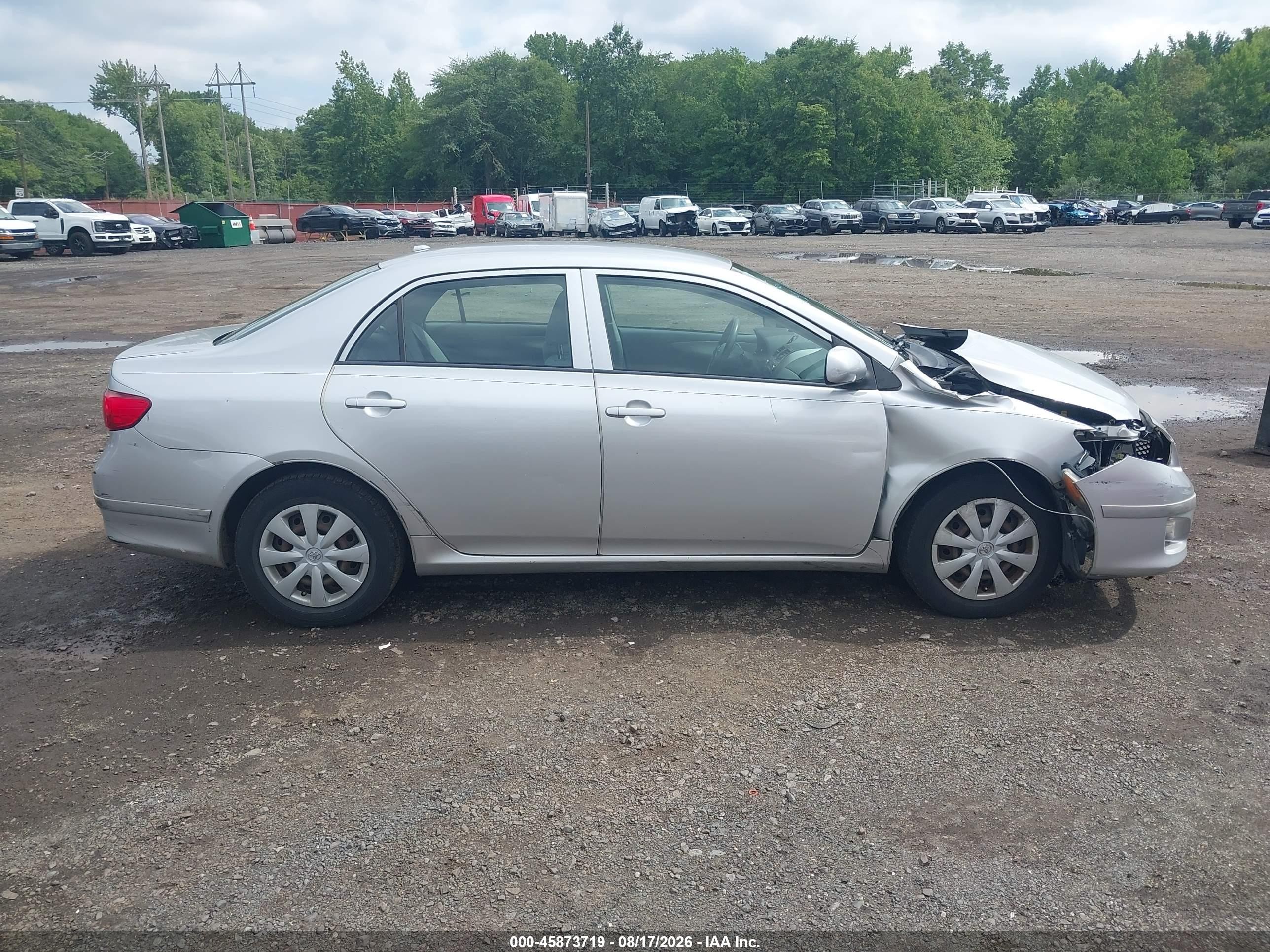 2010 Toyota Corolla Le Серебряный vin: JTDBU4EE2AJ055974