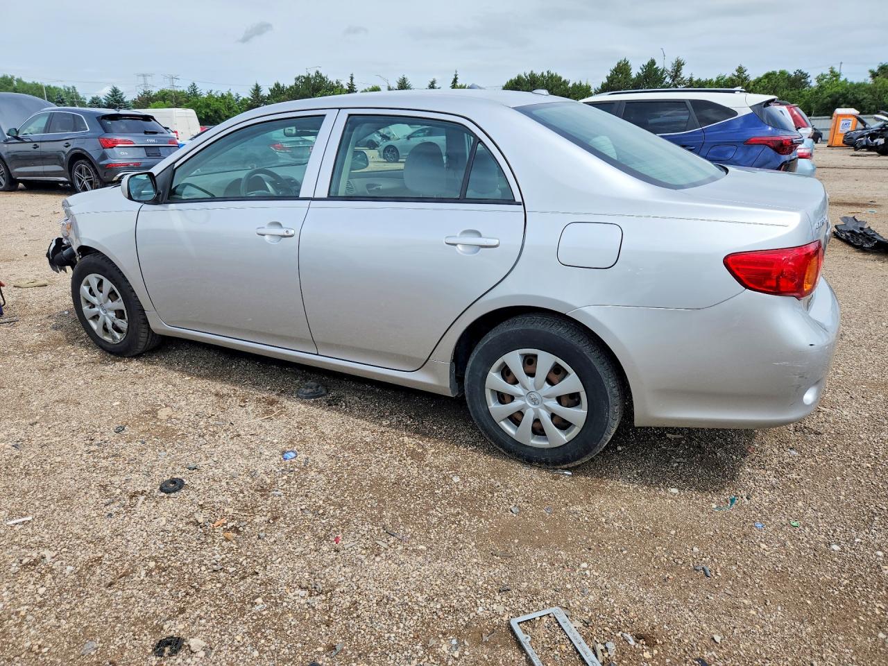 2010 Toyota Corolla Le Silver vin: JTDBU4EE2AJ056283