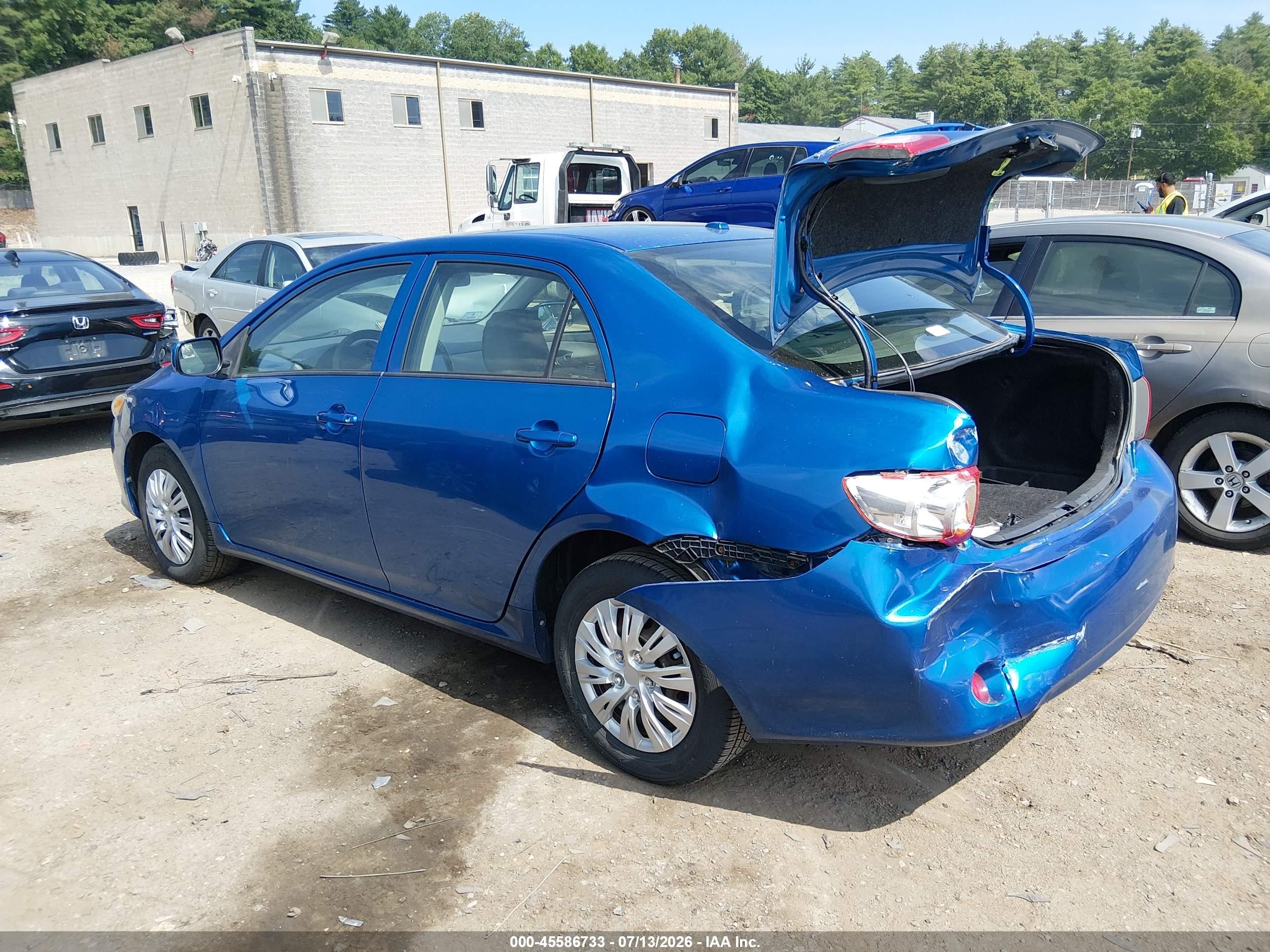 2010 Toyota Corolla Le Blue vin: JTDBU4EE2AJ060947