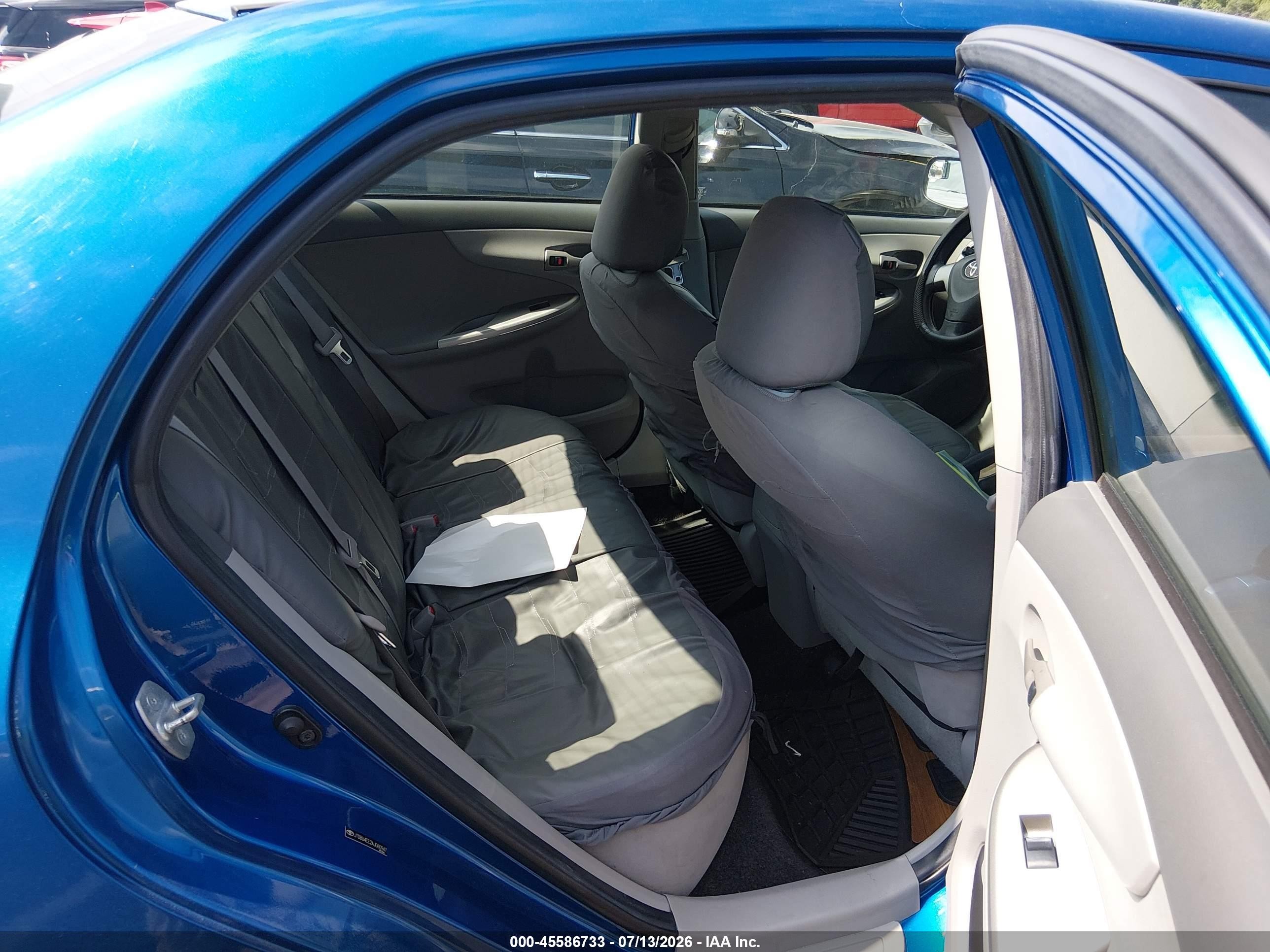 2010 Toyota Corolla Le Blue vin: JTDBU4EE2AJ060947