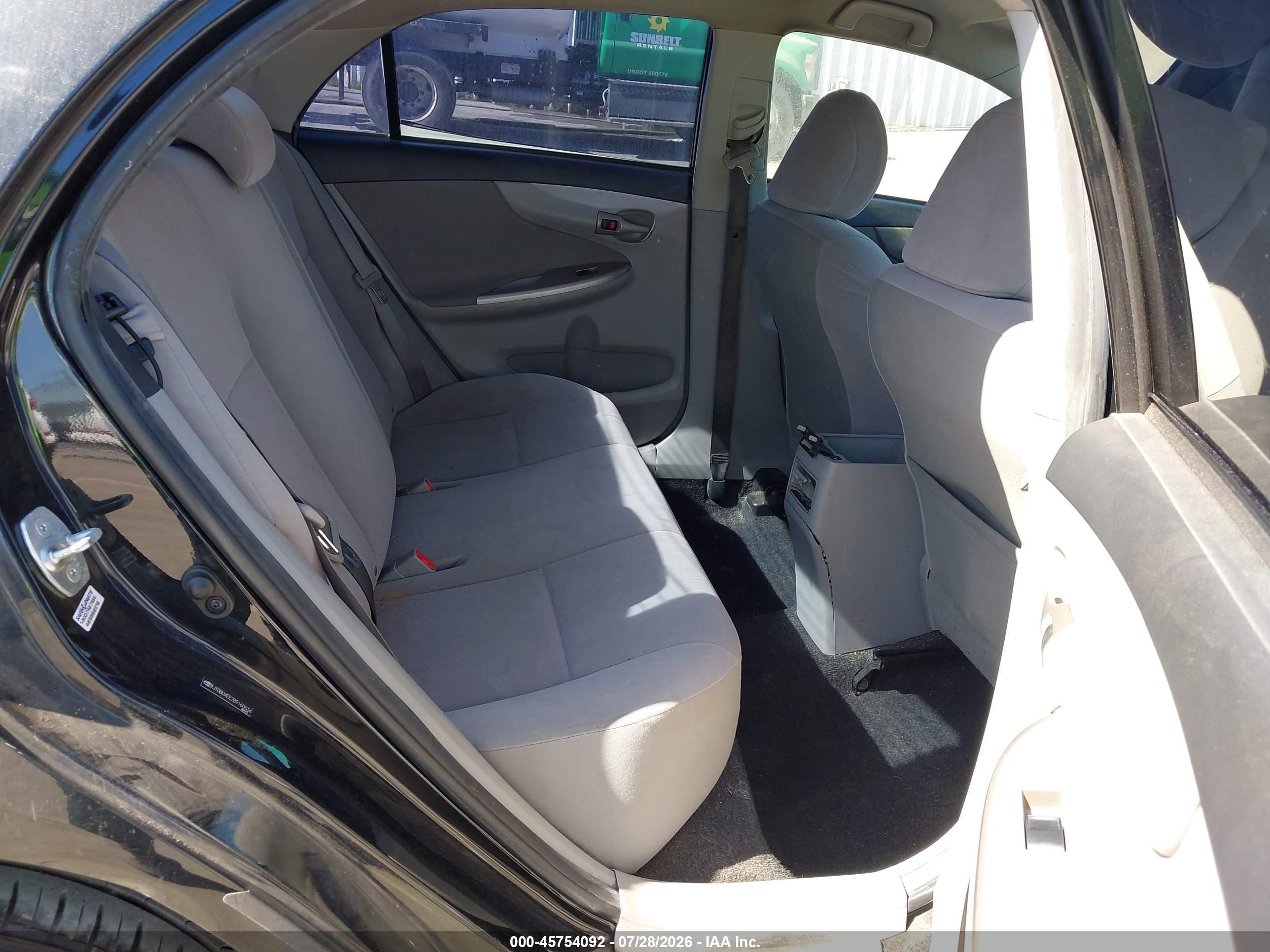 2011 Toyota Corolla Le Черный vin: JTDBU4EE2B9160534