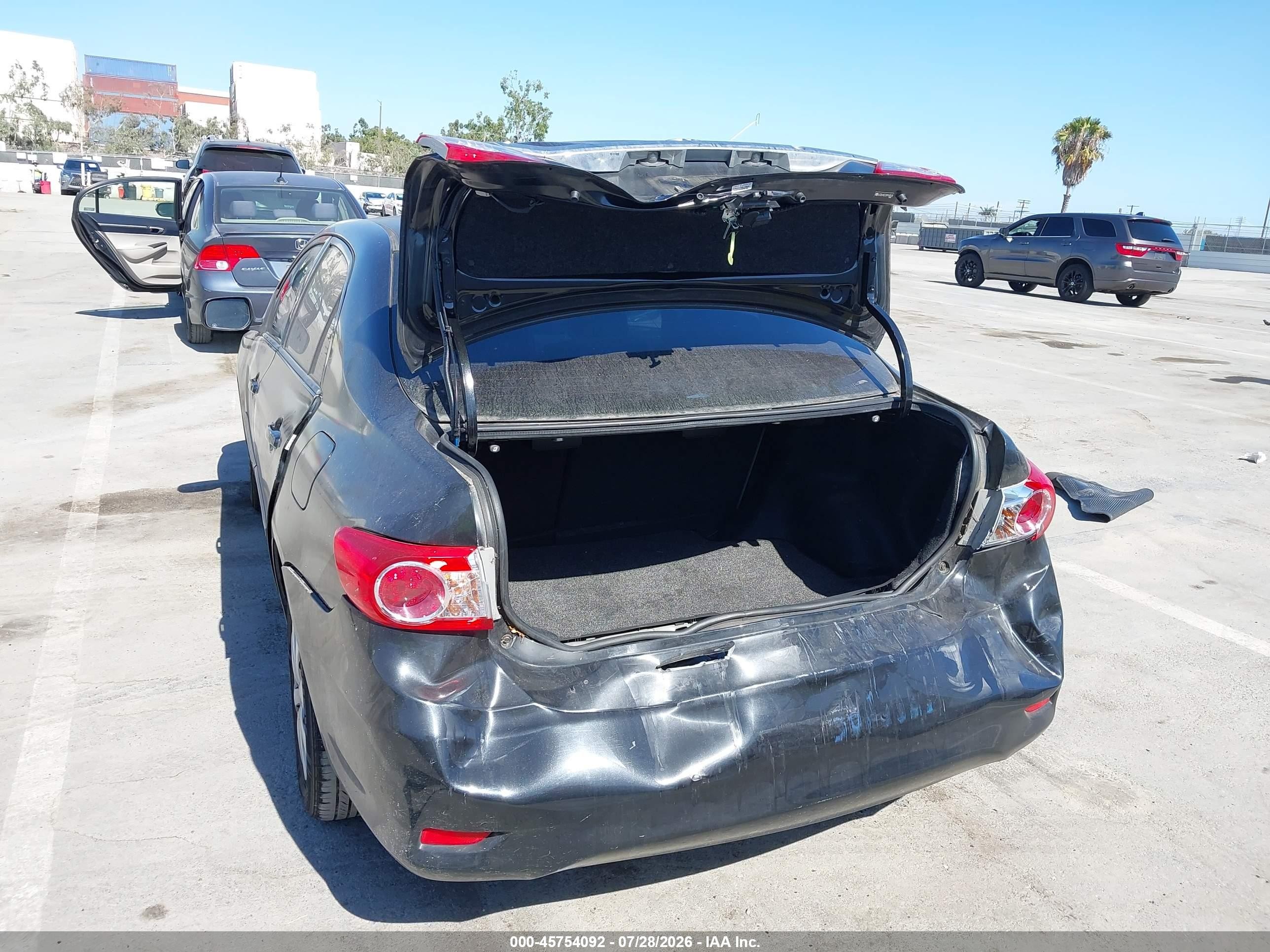 2011 Toyota Corolla Le Черный vin: JTDBU4EE2B9160534