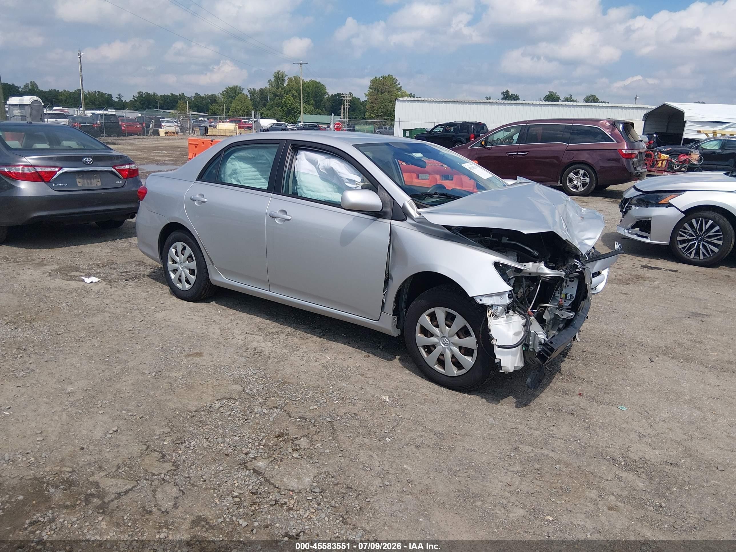 2011 Toyota Corolla Le Серебряный vin: JTDBU4EE2BJ088233