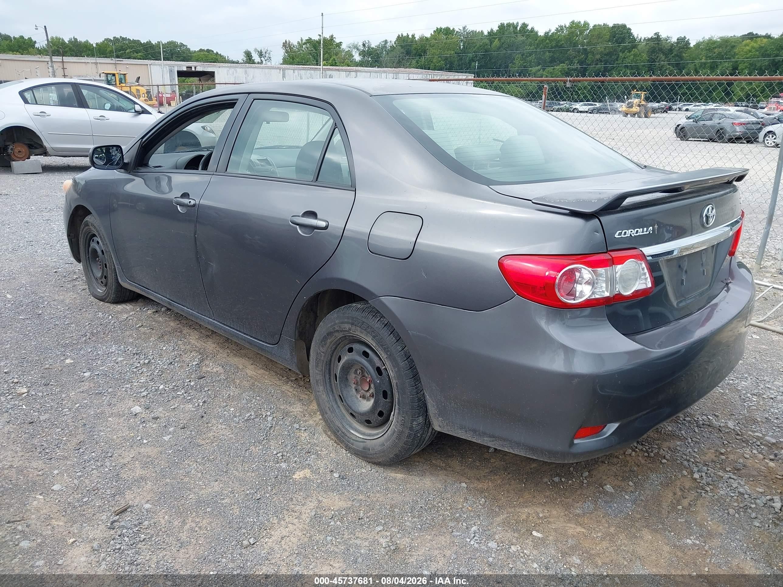 2011 Toyota Corolla Le Gray vin: JTDBU4EE2BJ095358