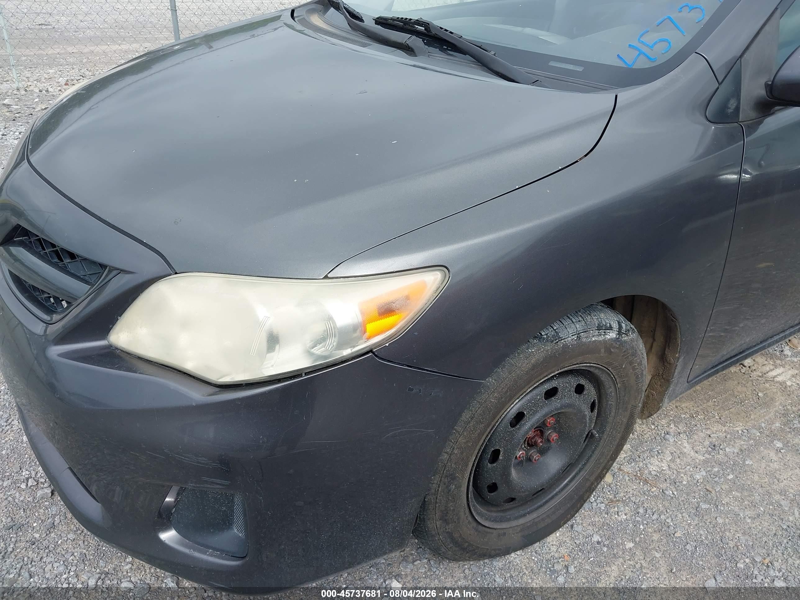 2011 Toyota Corolla Le Gray vin: JTDBU4EE2BJ095358