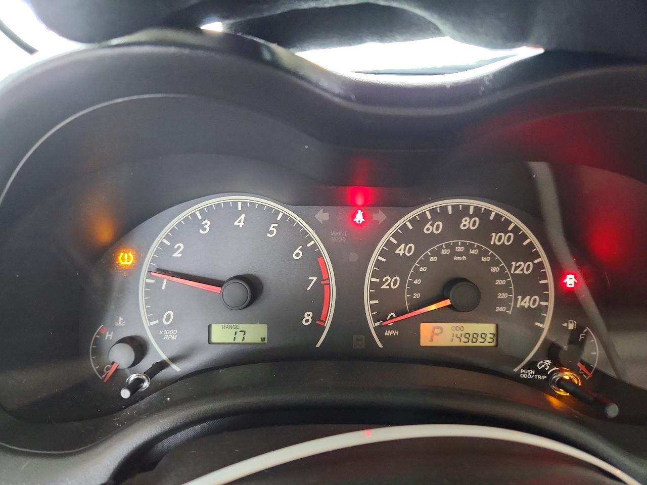 2011 Toyota Corolla Le Gray vin: JTDBU4EE2BJ095876
