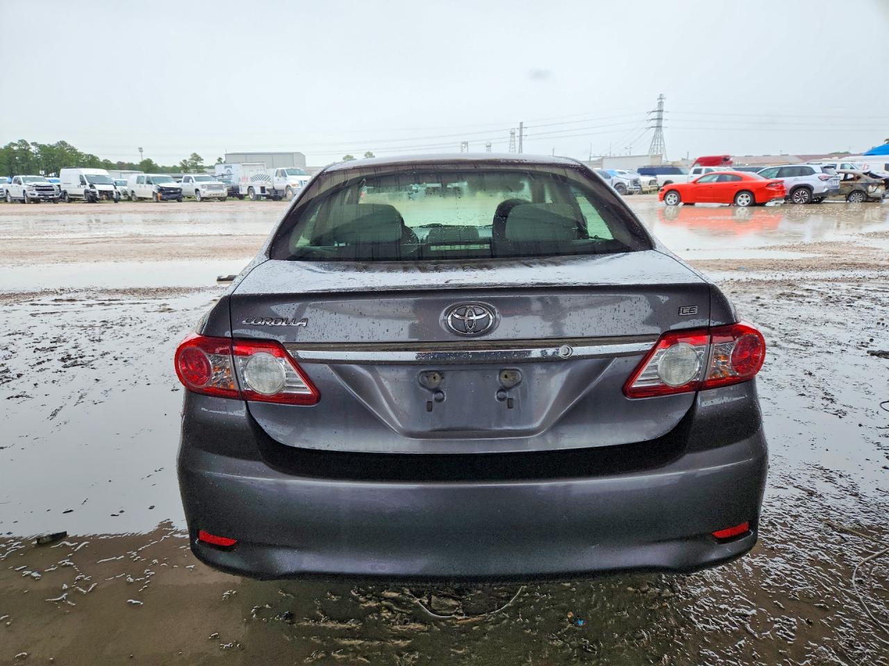 2011 Toyota Corolla Le Gray vin: JTDBU4EE2BJ095876