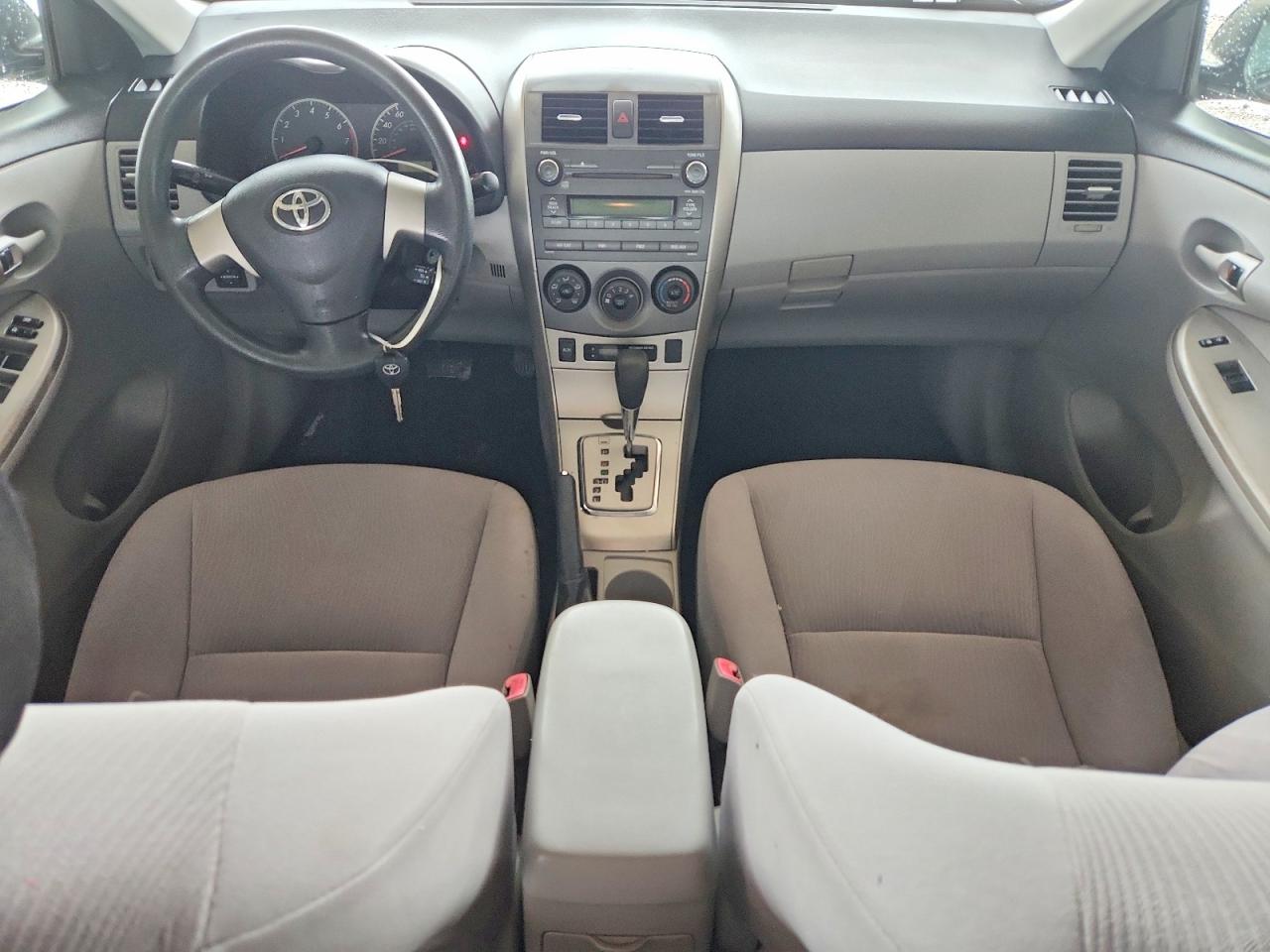 2011 Toyota Corolla Le Gray vin: JTDBU4EE2BJ095876