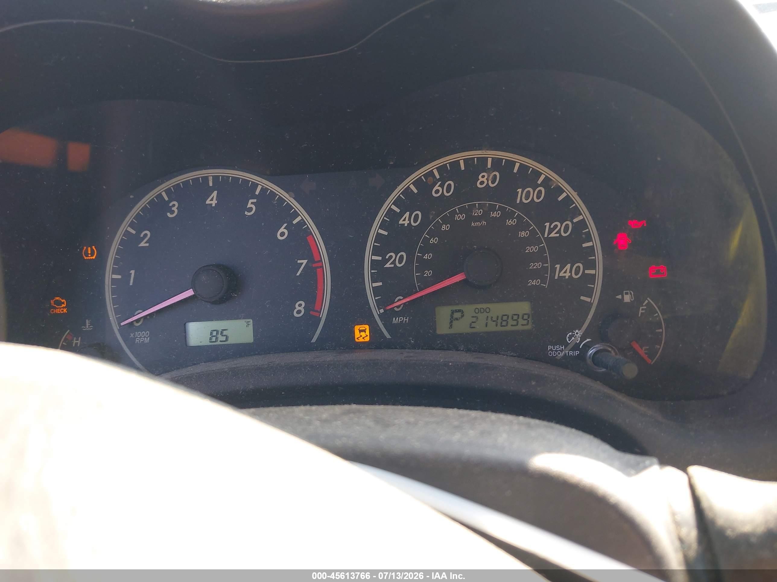 2011 Toyota Corolla Le Gray vin: JTDBU4EE2BJ097885
