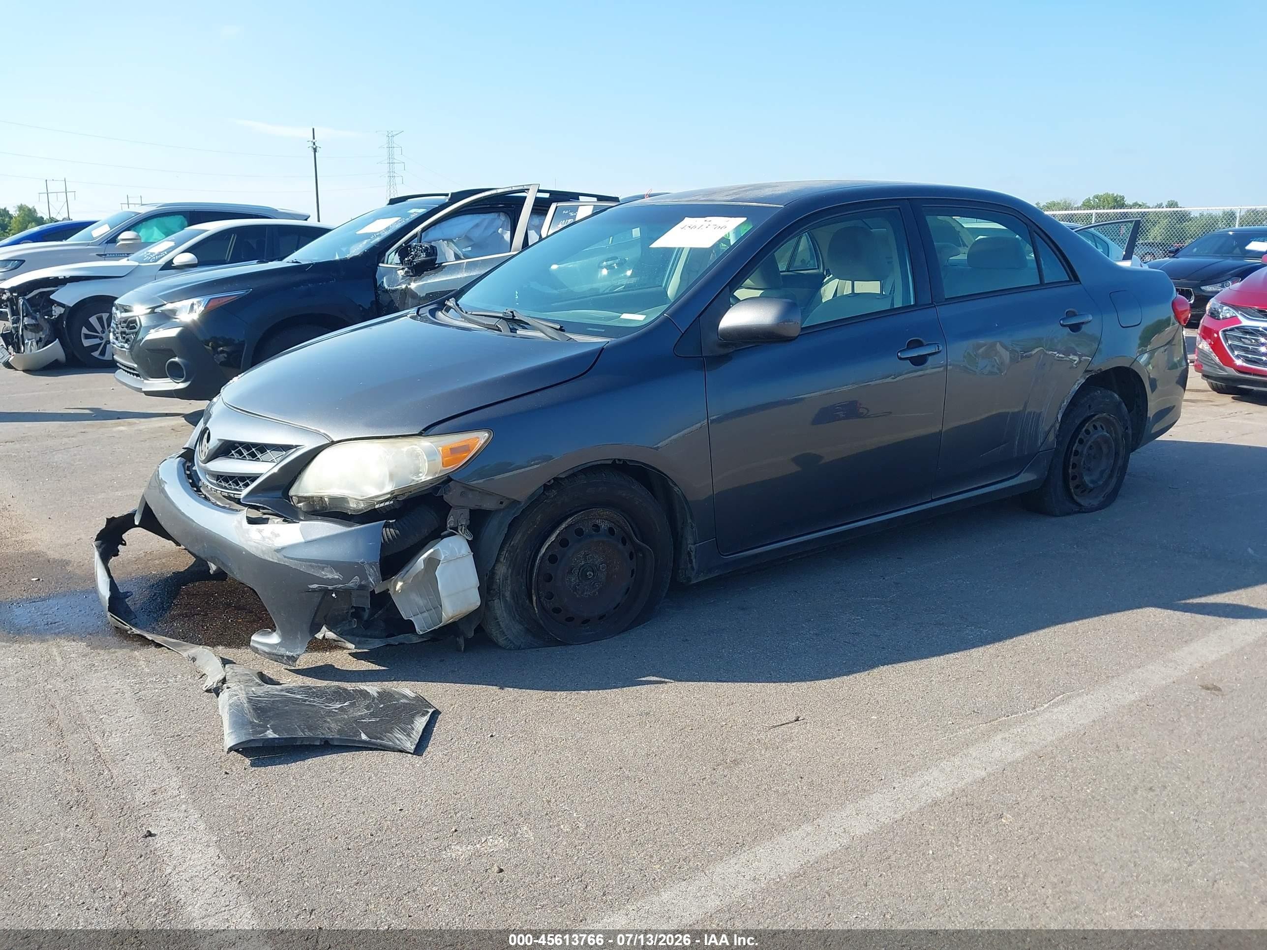 2011 Toyota Corolla Le Gray vin: JTDBU4EE2BJ097885