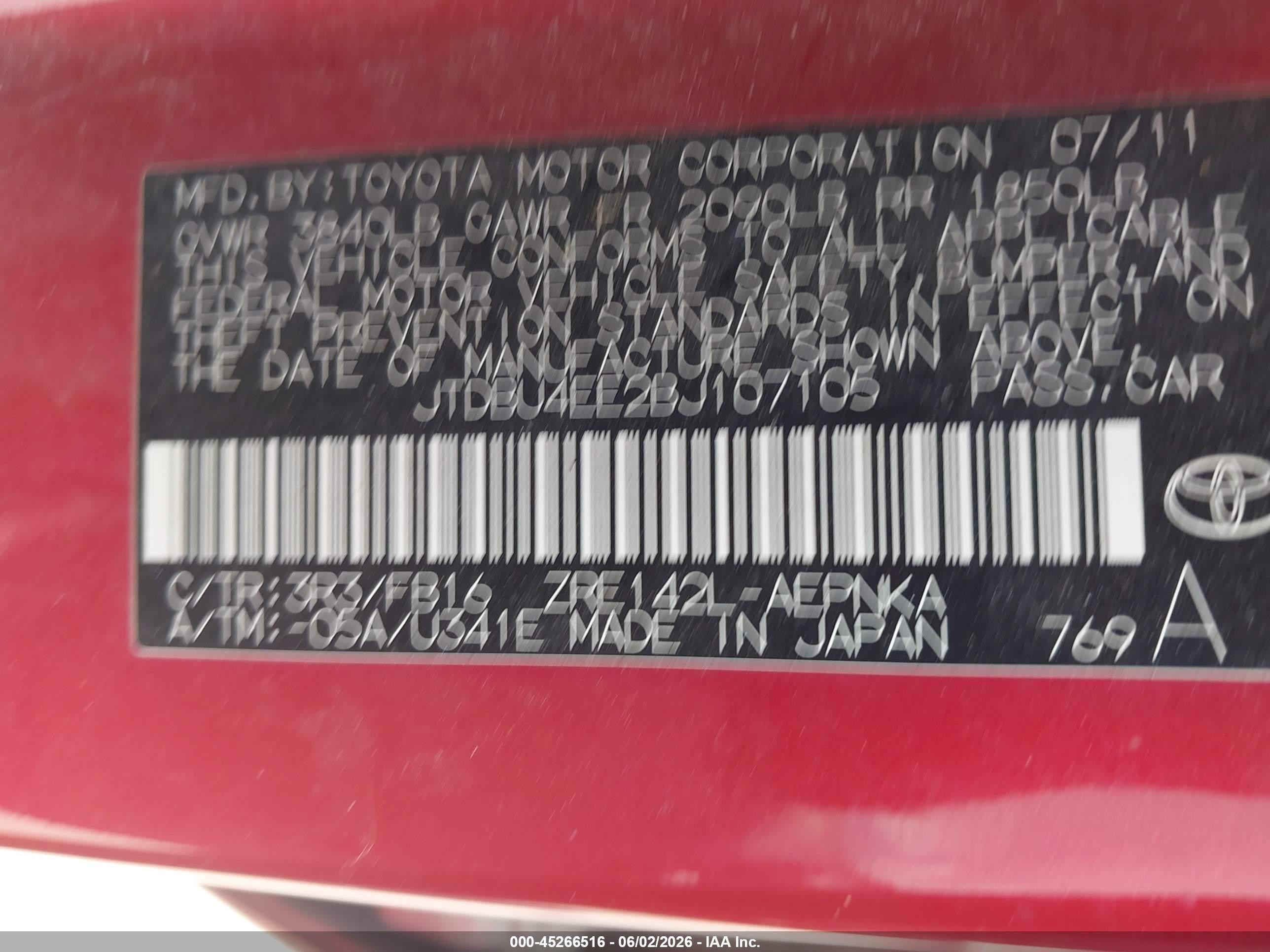 2011 Toyota Corolla Le Red vin: JTDBU4EE2BJ107105