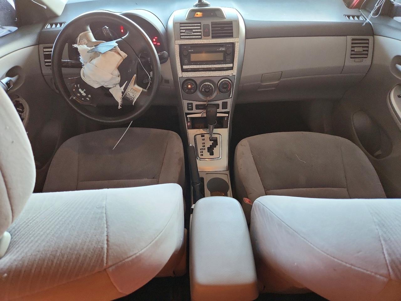 2012 Toyota Corolla Le Red vin: JTDBU4EE2C9180820