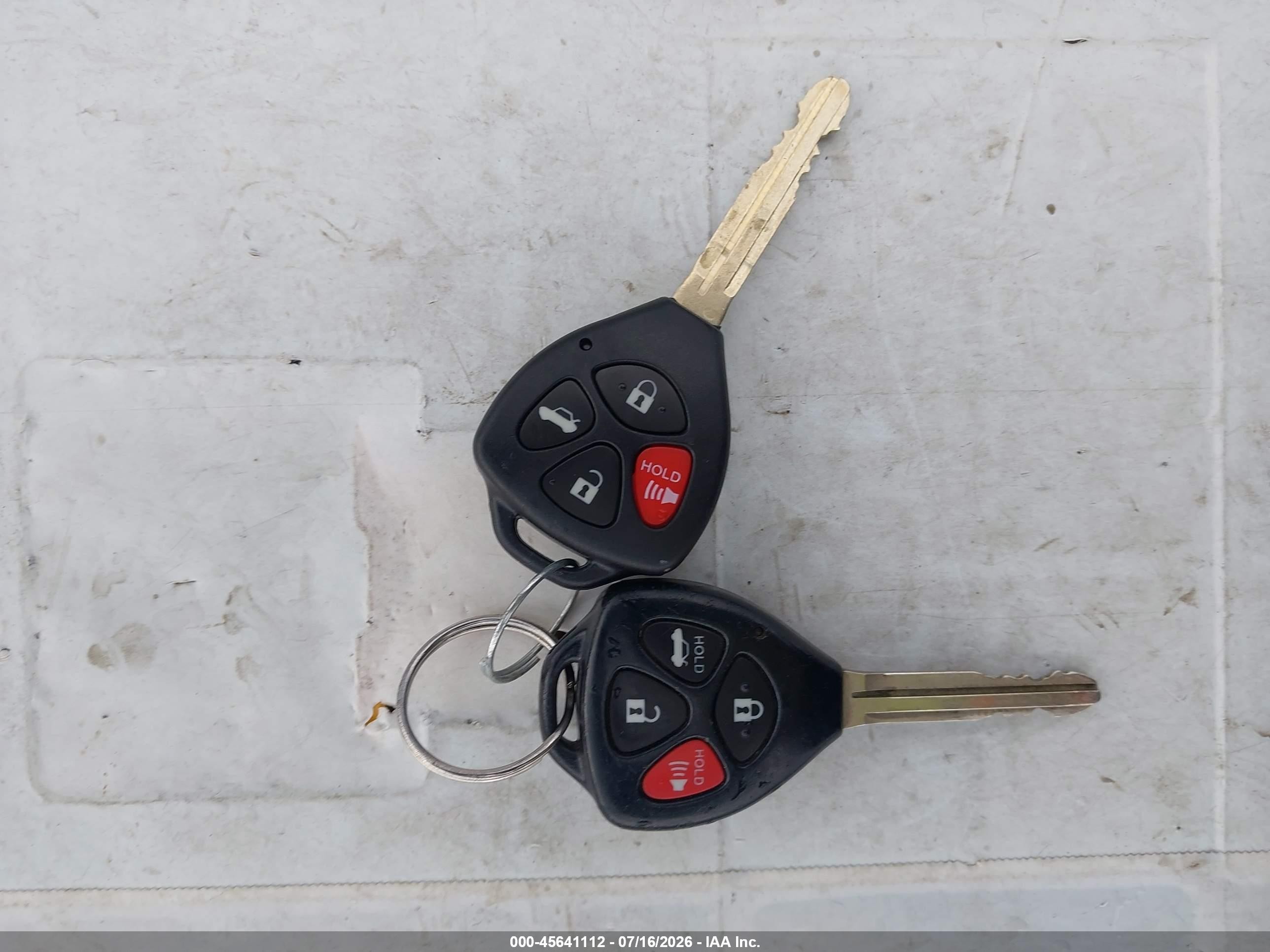 2013 Toyota Corolla L Белый vin: JTDBU4EE2DJ117295