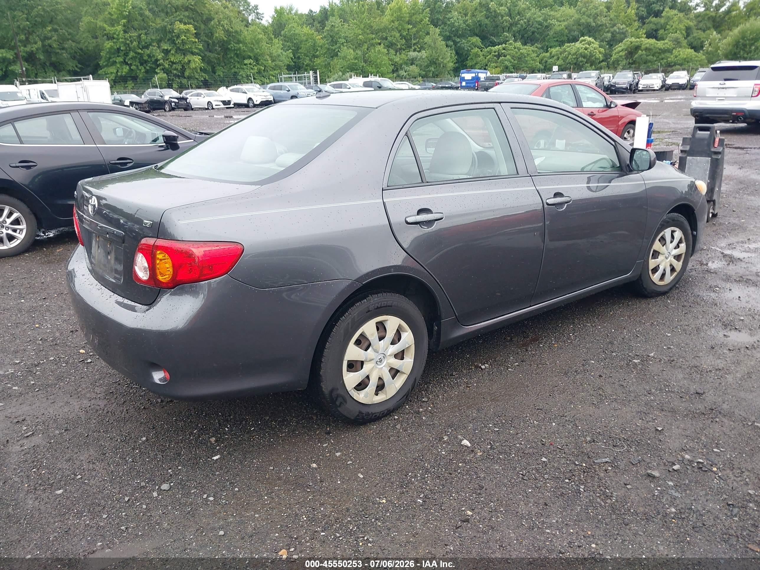 2010 Toyota Corolla Le Gray vin: JTDBU4EE3A9095126