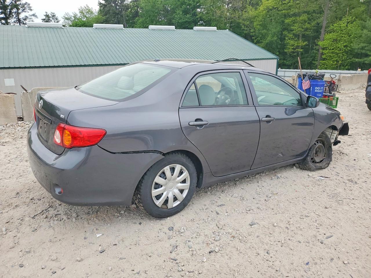 2010 Toyota Corolla Le Gray vin: JTDBU4EE3AJ055336