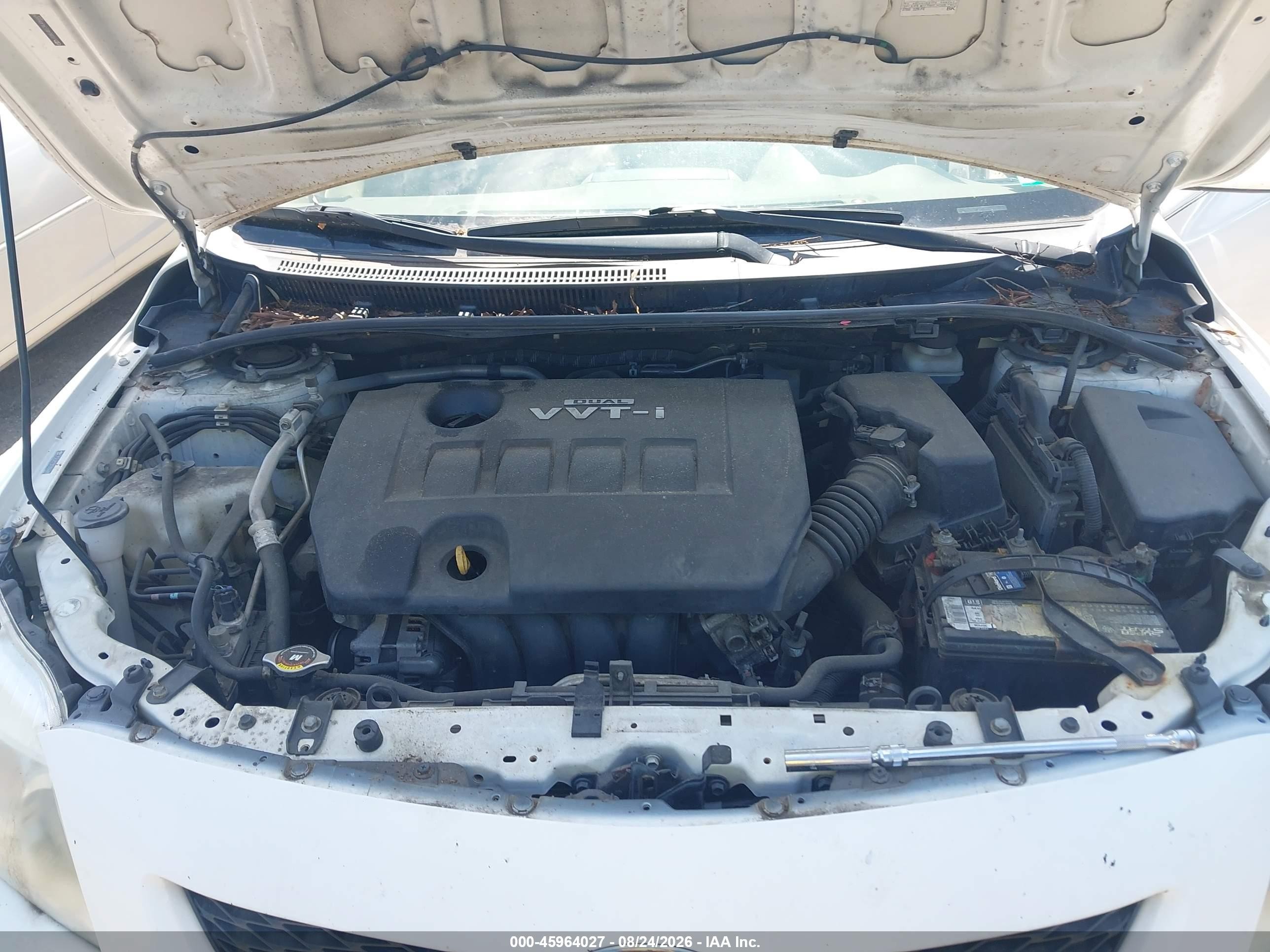 2010 Toyota Corolla Le Белый vin: JTDBU4EE3AJ066689