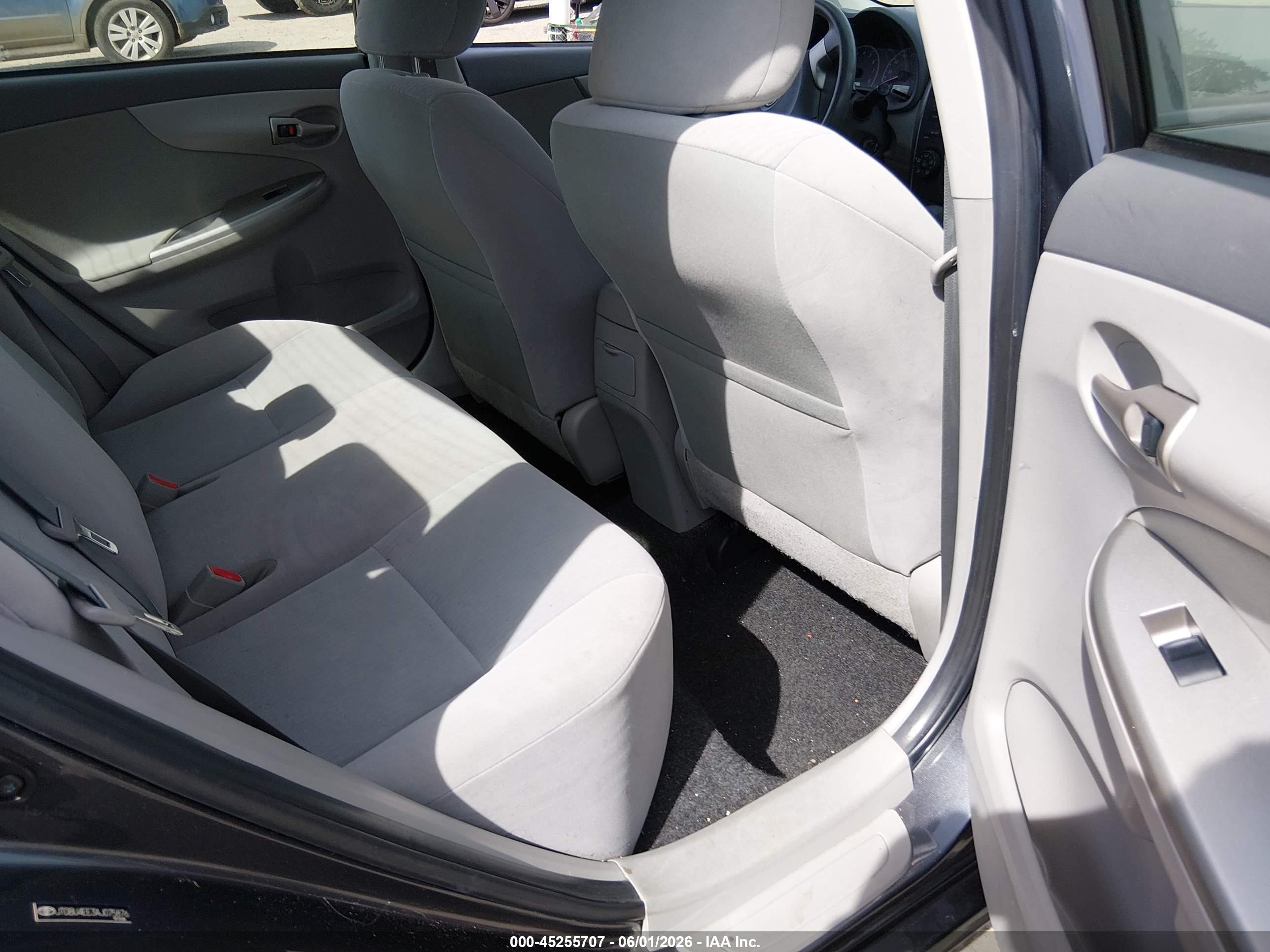 2010 Toyota Corolla Le Blue vin: JTDBU4EE3AJ075876