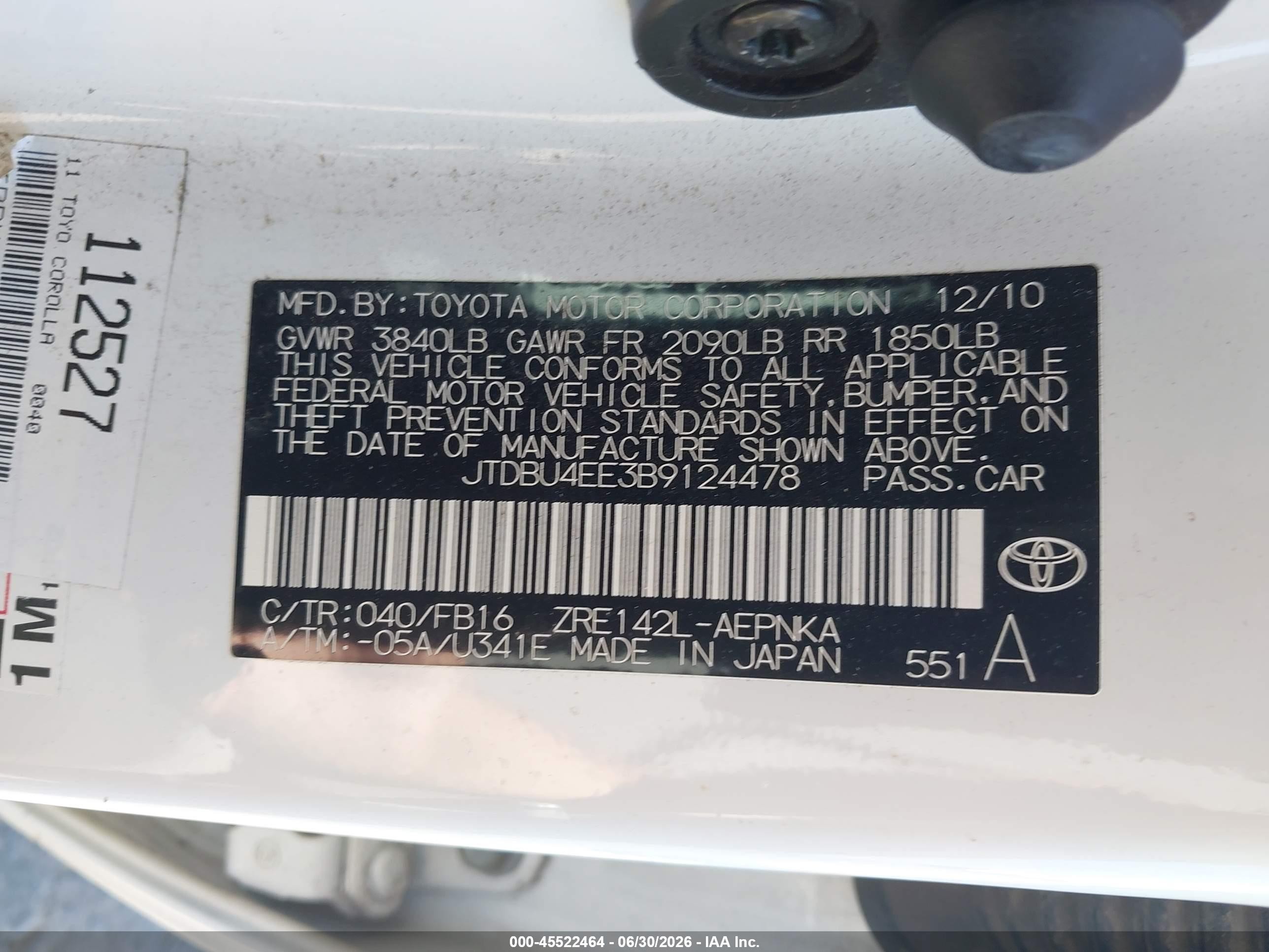 2011 Toyota Corolla Le White vin: JTDBU4EE3B9124478