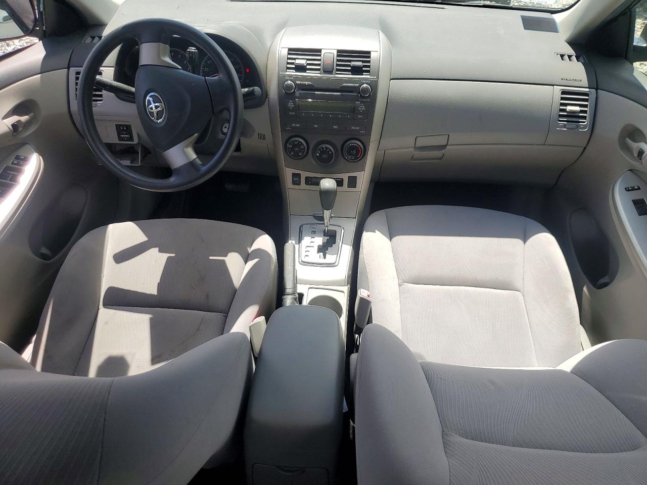 2011 Toyota Corolla Le Gray vin: JTDBU4EE3B9124898